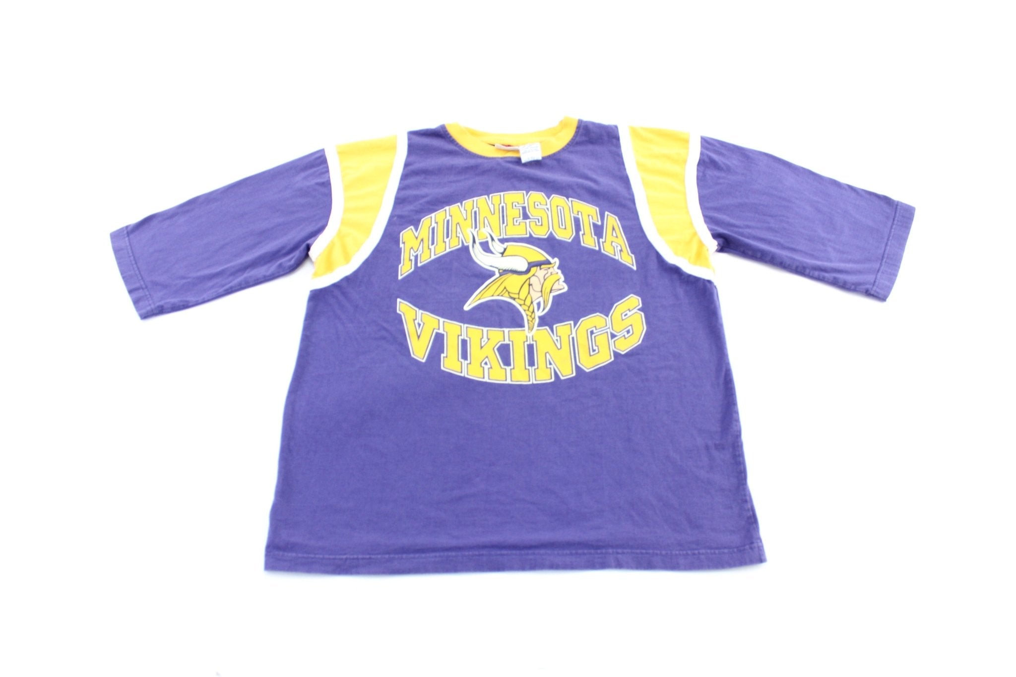 ThriftedThreads 90 s Minnesota Vikings Football T Shirt
