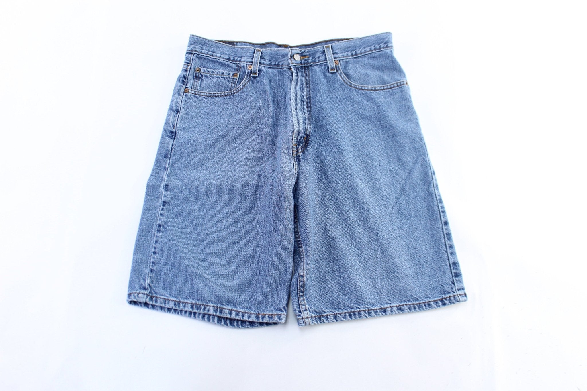Levi's 550 denim shorts, short pants for men, size W35 cotton blue type Vintage Second Hand