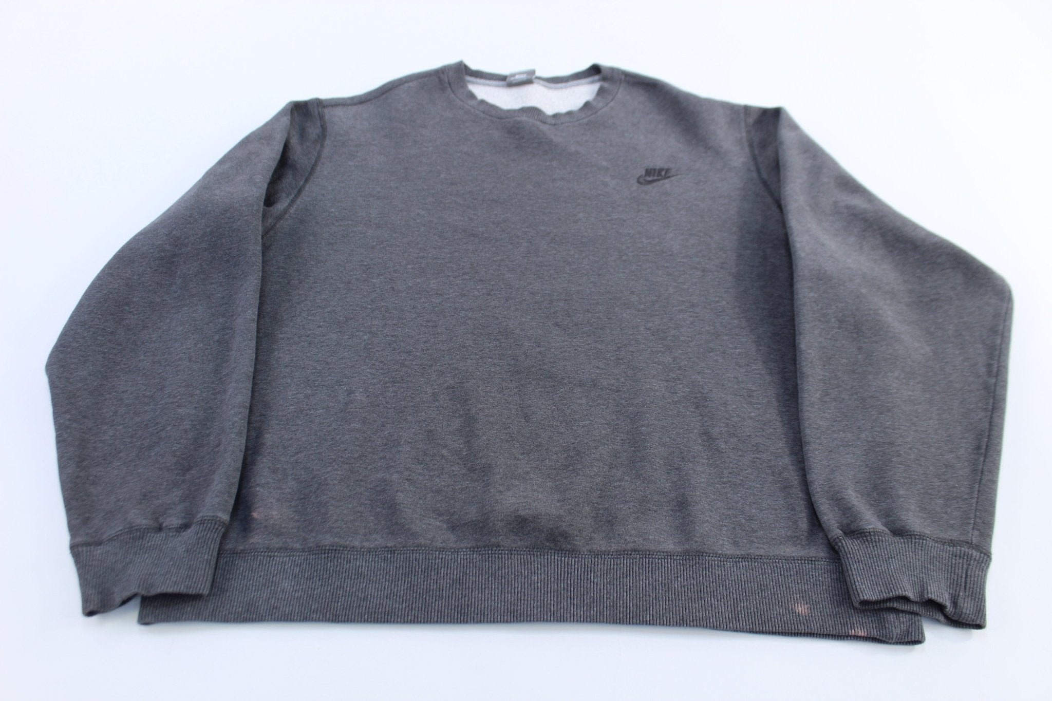Nike Embroidered Logo Grey Sweatshirt - ThriftedThreads.com
