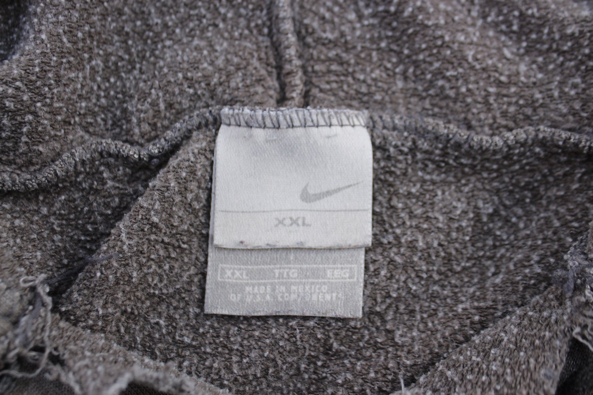 Y2K Nike Center Swoosh Logo Grey Pullover Hoodie - ThriftedThreads.com