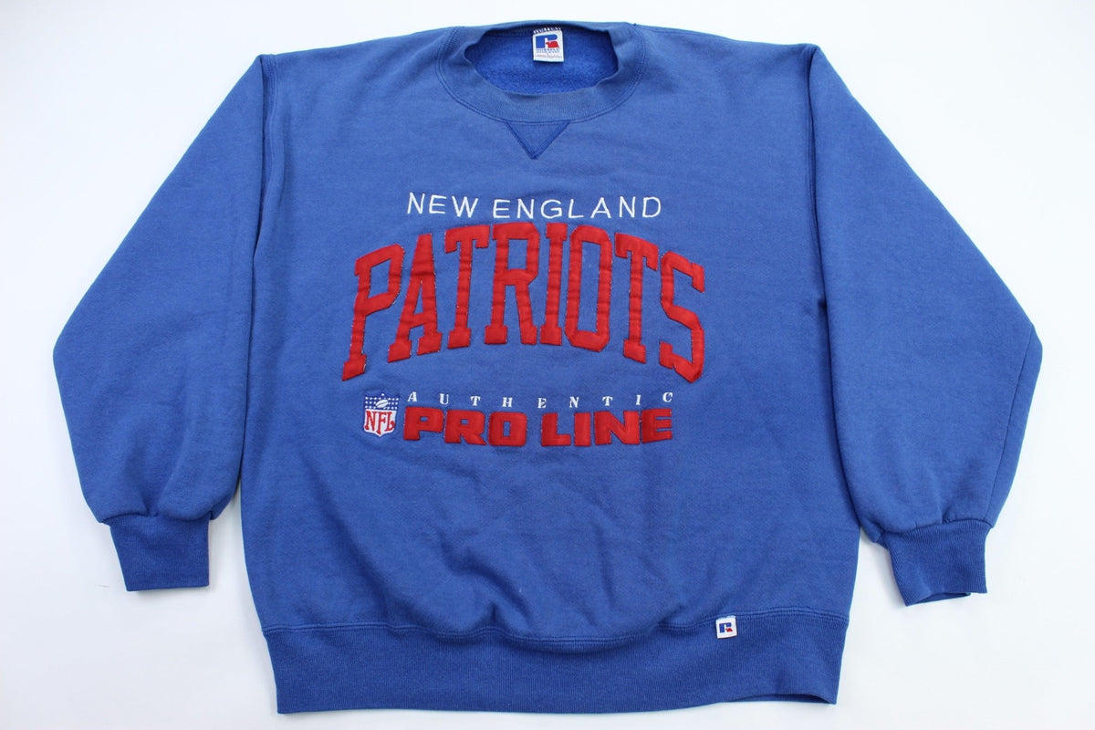 90's Russell Athletic New England Patriots Embroidered Sweatshirt –