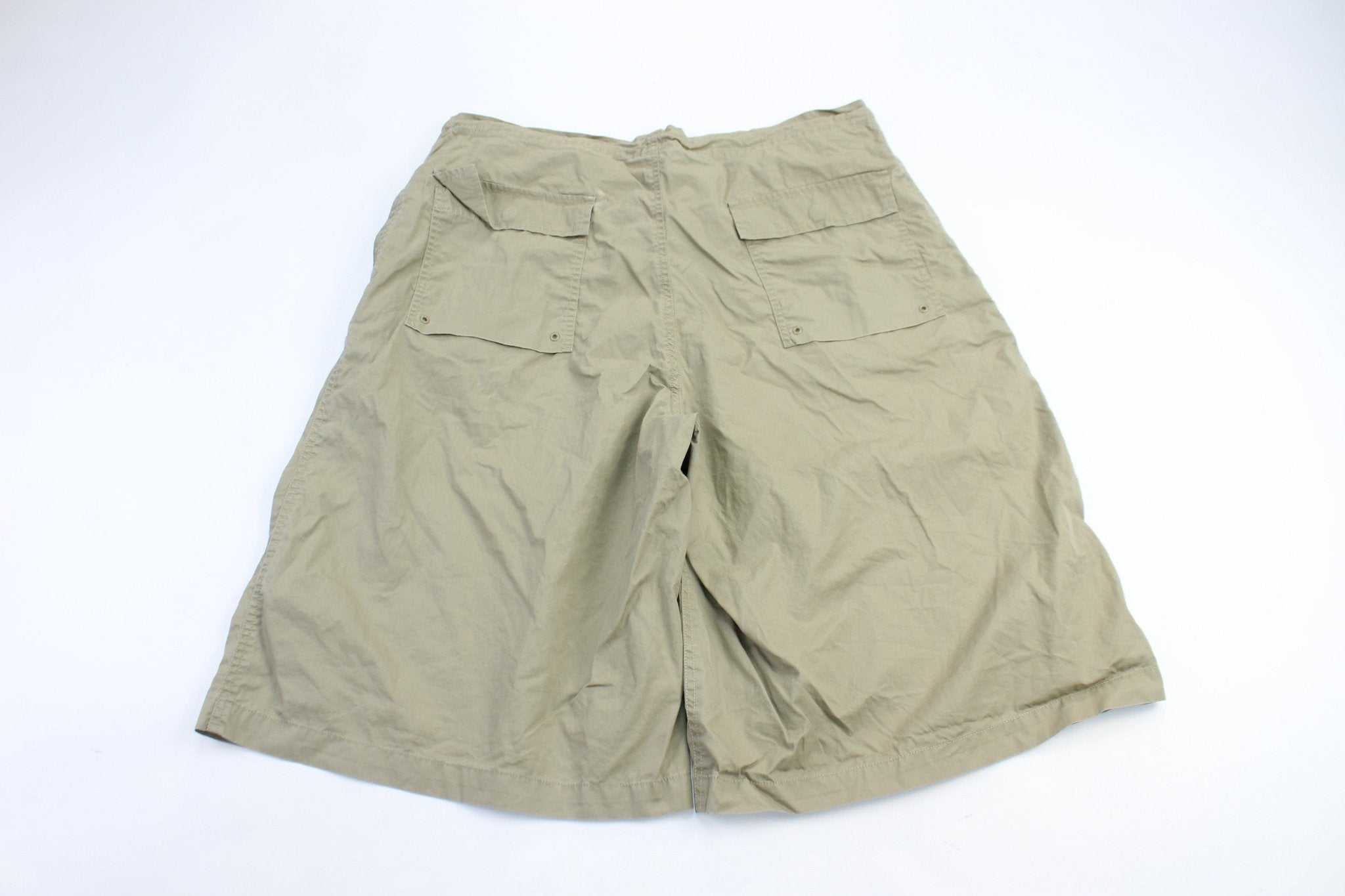Nike Embroidered Logo Cargo Shorts - ThriftedThreads.com