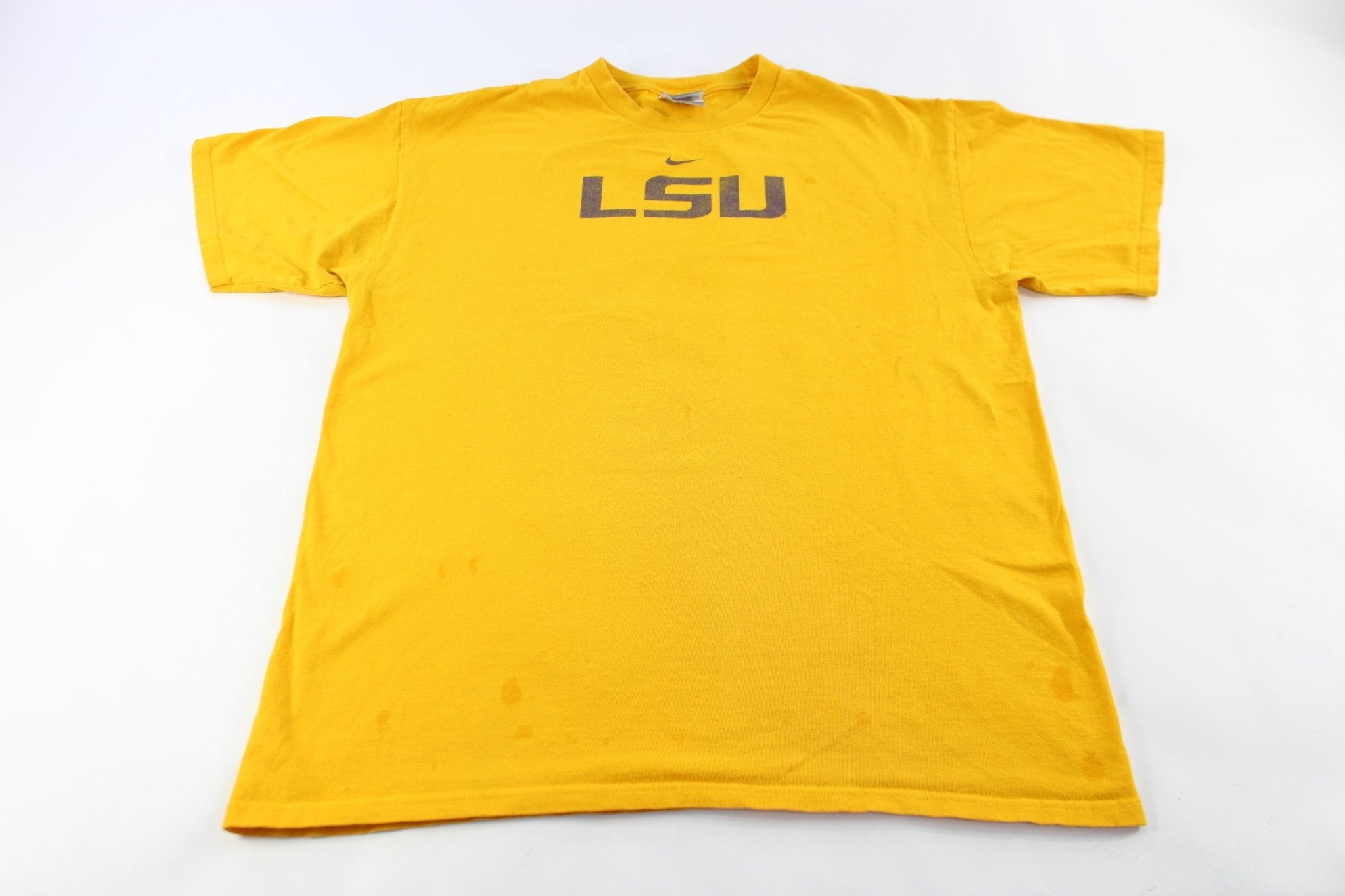 Vintage nike swoosh t shirt hot sale