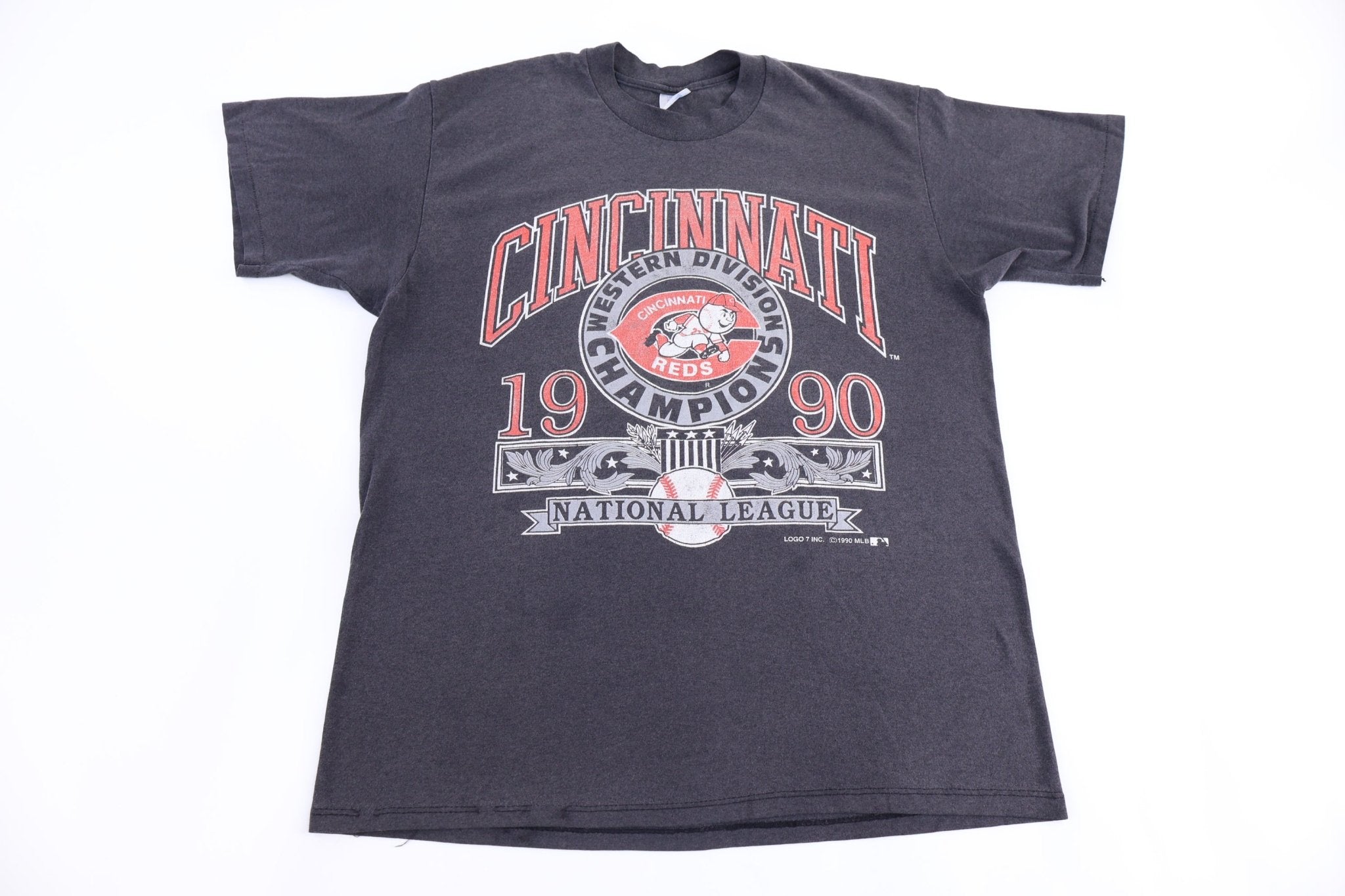 1990 Cincinnati Reds Baseball T-shirt - Shirts & Tops - Thrifted Threads