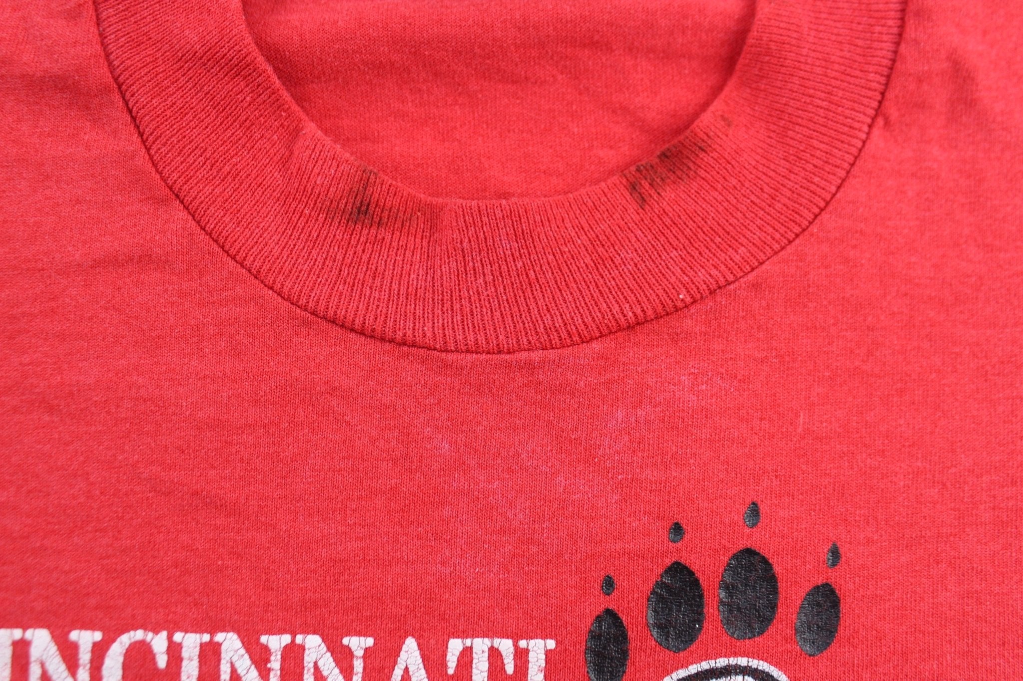 1992 University of Cincinnati Bearcats Basketball T-Shirt - ThriftedThreads.com