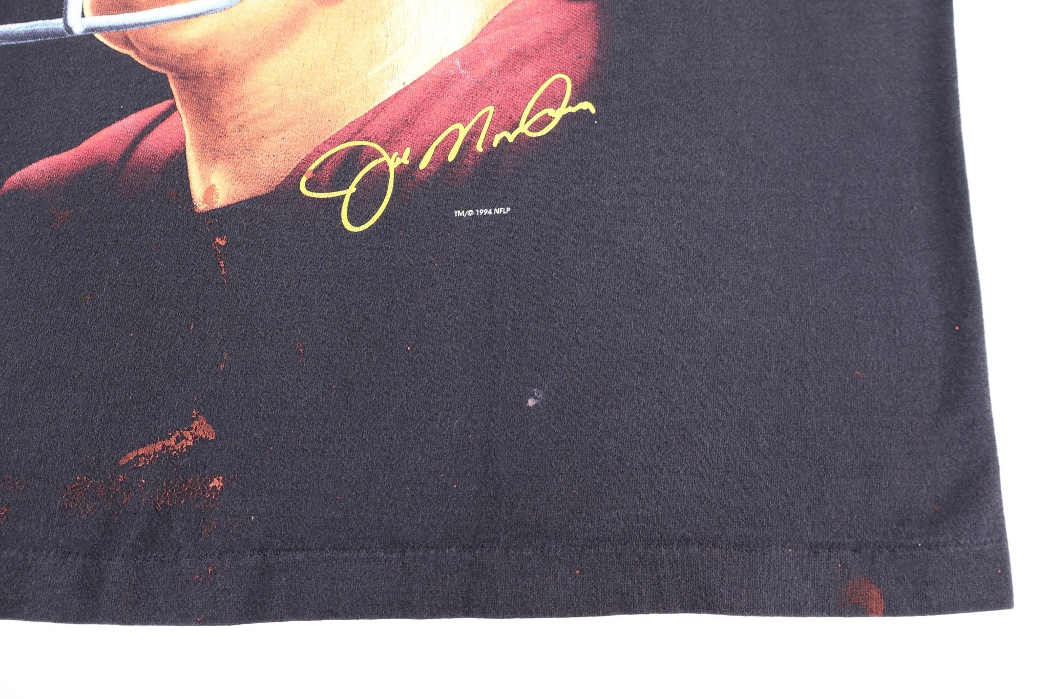 1994 Joe Montana Kansas City Chiefs T-shirt - Shirts & Tops - Thrifted Threads