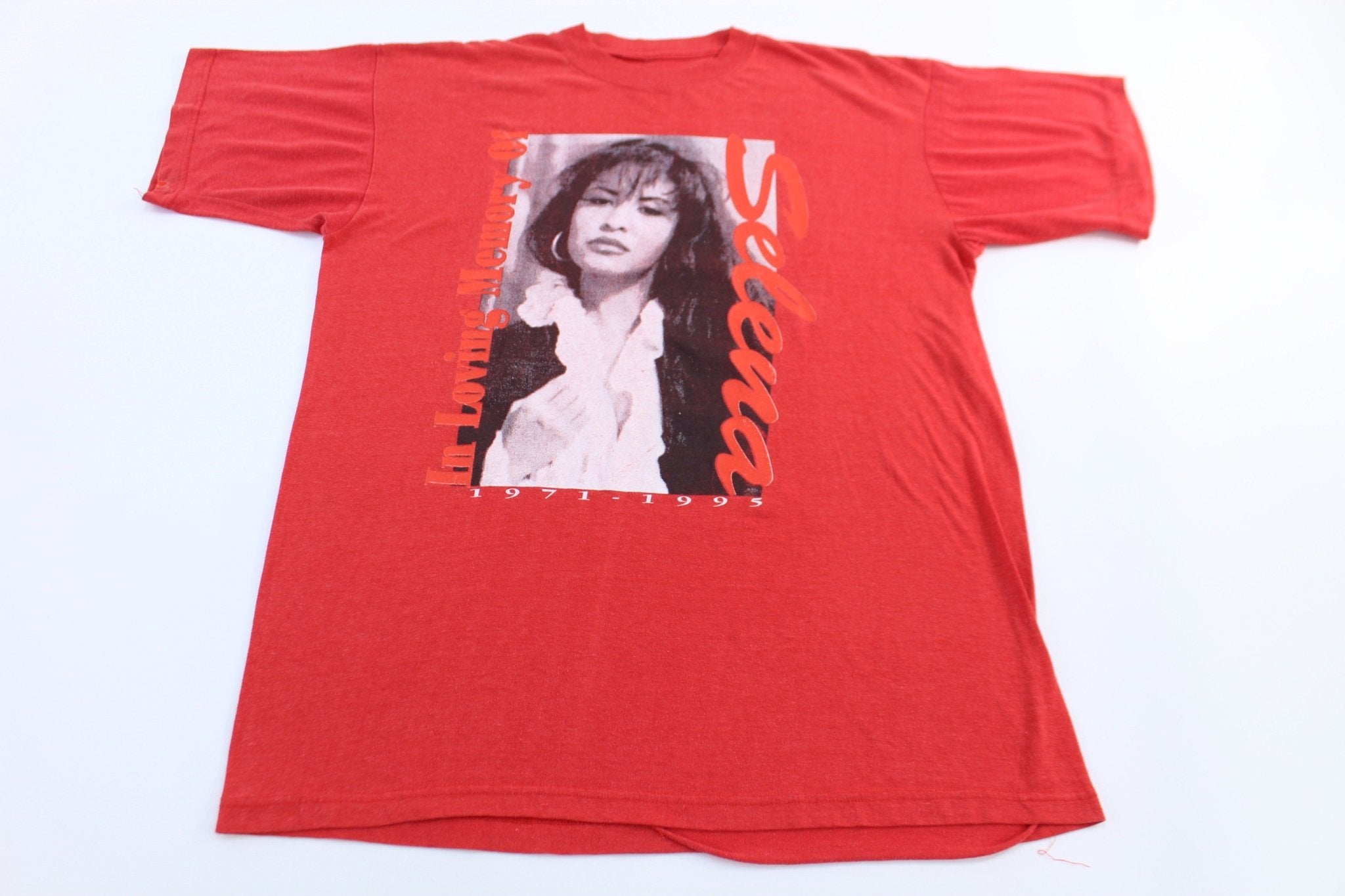 1995 In Memory Of Selena T-shirt - ThriftedThreads.com
