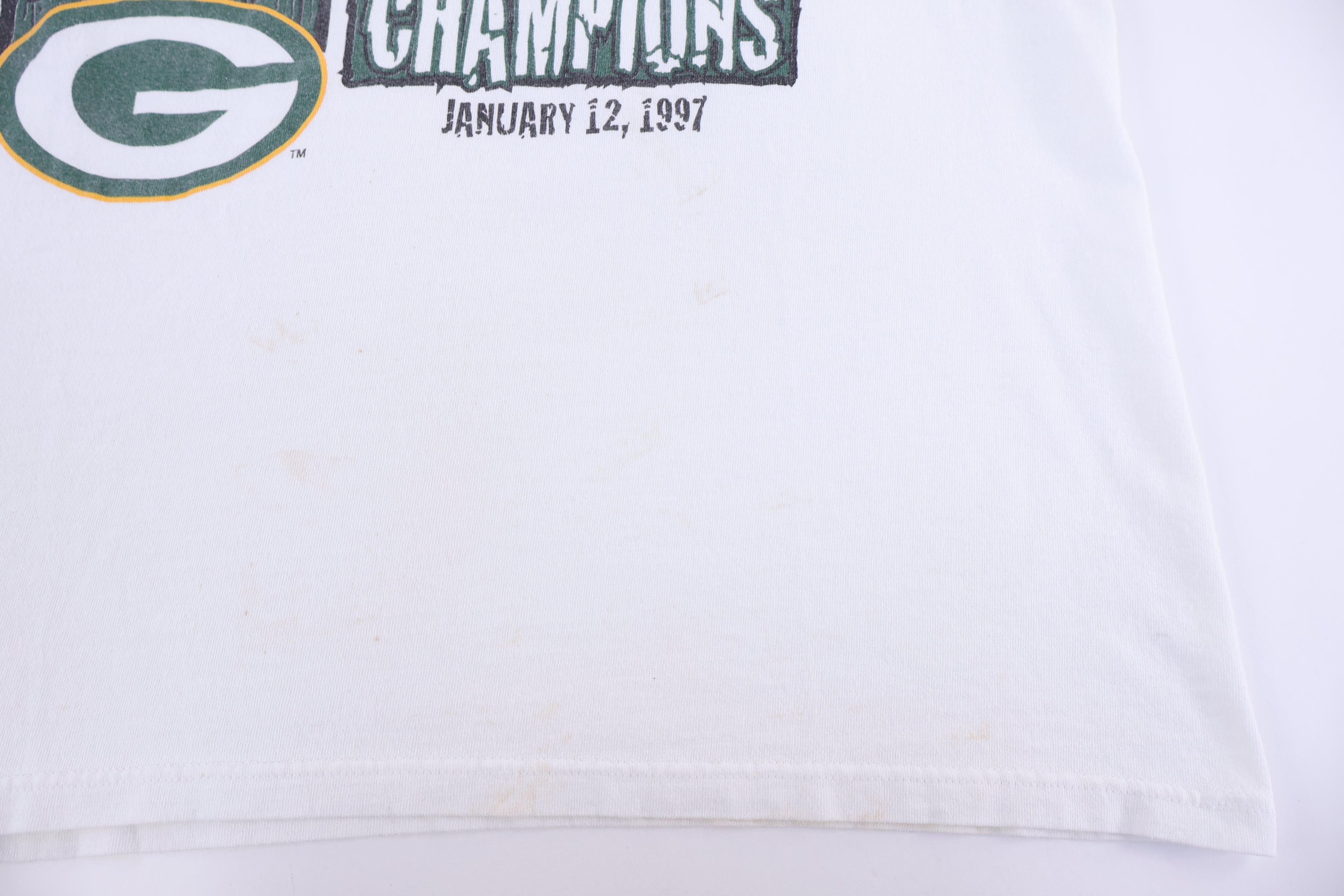 1997 Green Bay Packers Football T-shirt - Shirts & Tops - Thrifted Threads