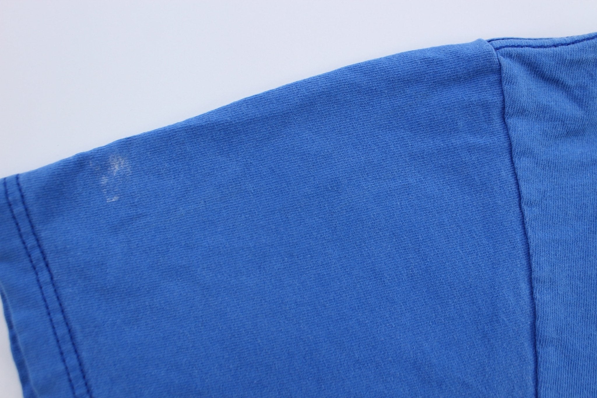 1998 Warner Bros Tweety Graphic T-Shirt - T-Shirts - Thrifted Threads