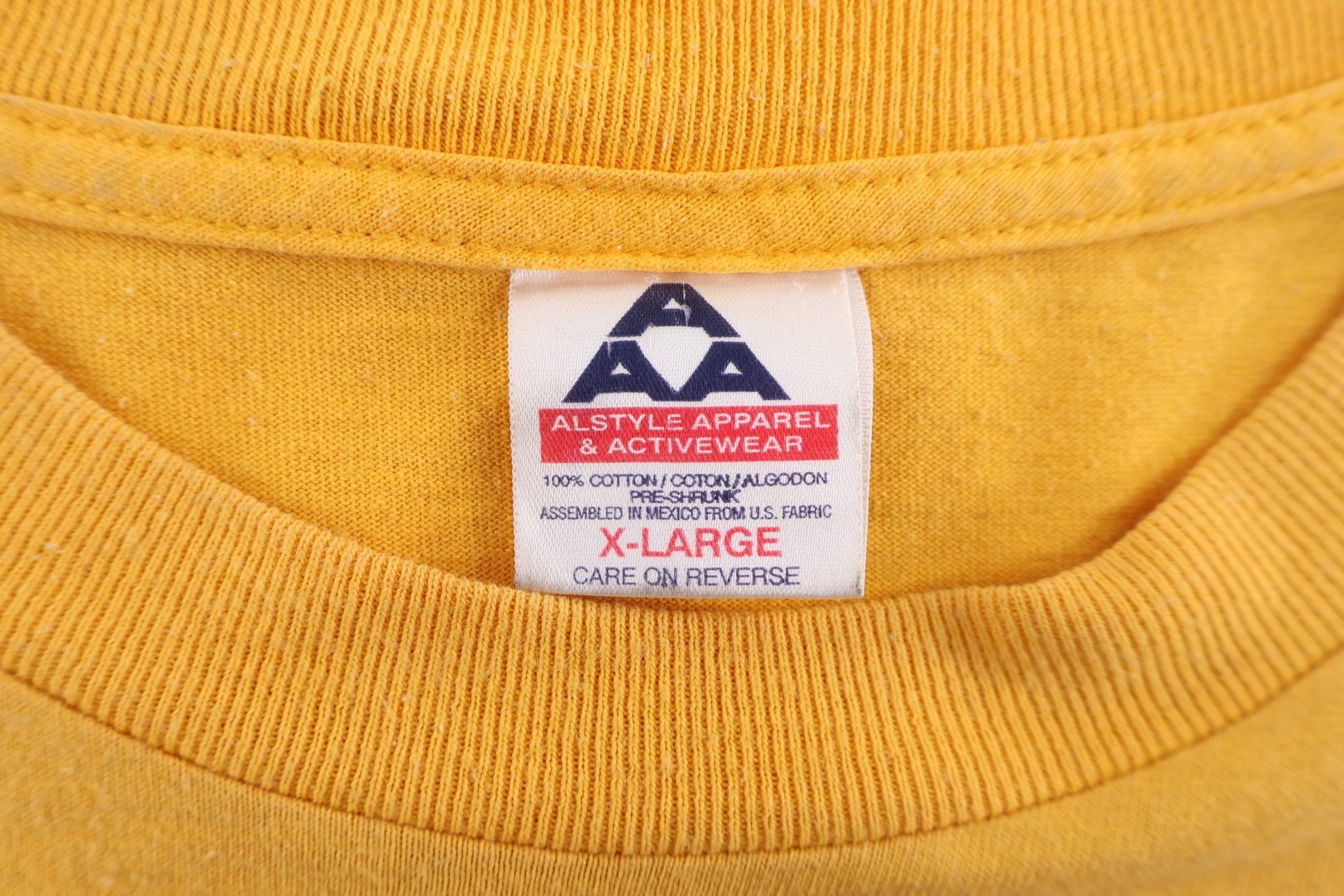 2000 Los Angeles Lakers Basketball World Champions T-shirt - Shirts & Tops - Thrifted Threads