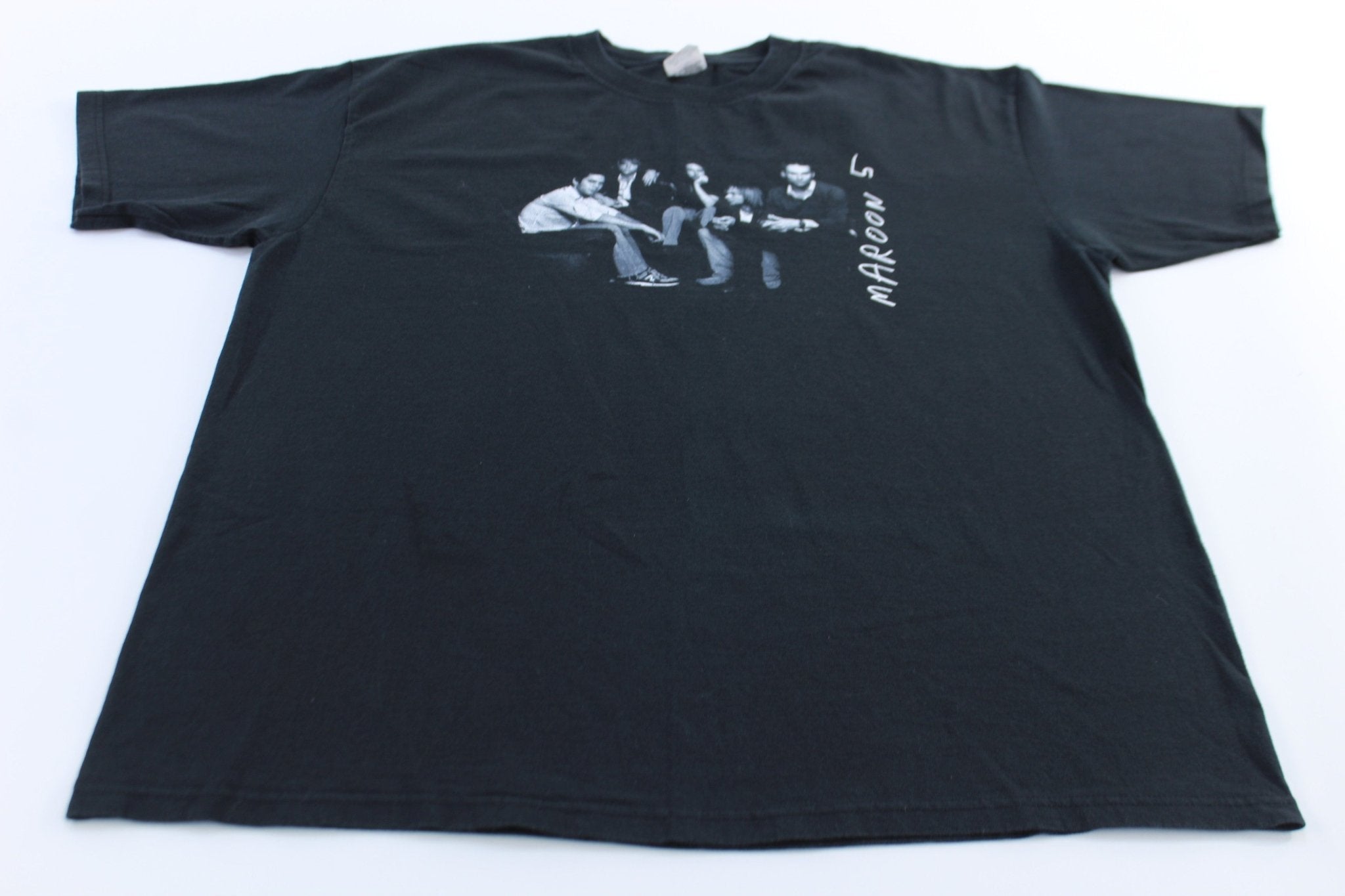 2000's Maroon 5 Pop Band T-Shirt - T-Shirts - Thrifted Threads