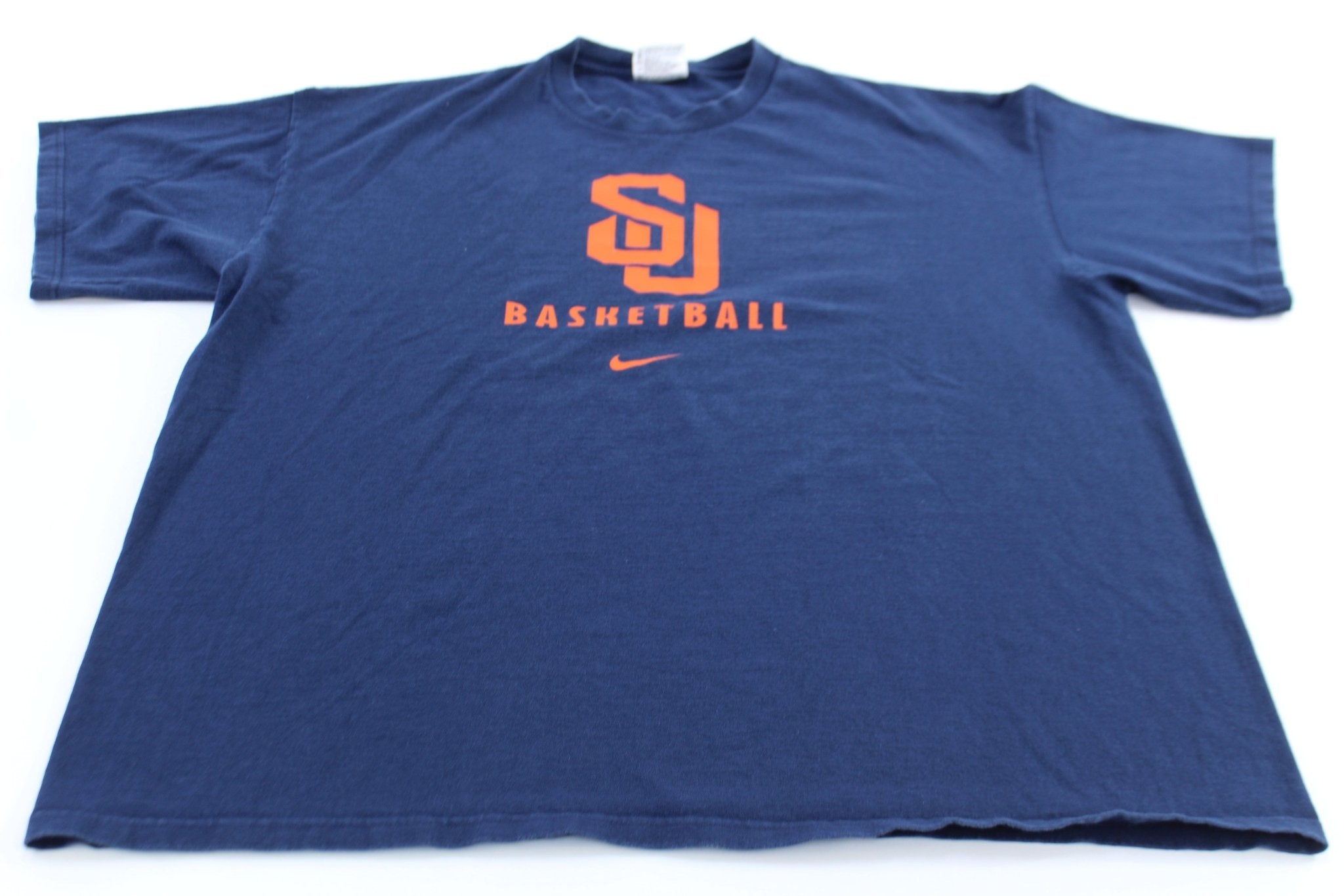 2000's Nike Center Swoosh Logo Syracuse University Basketball T-Shirt - ThriftedThreads.com
