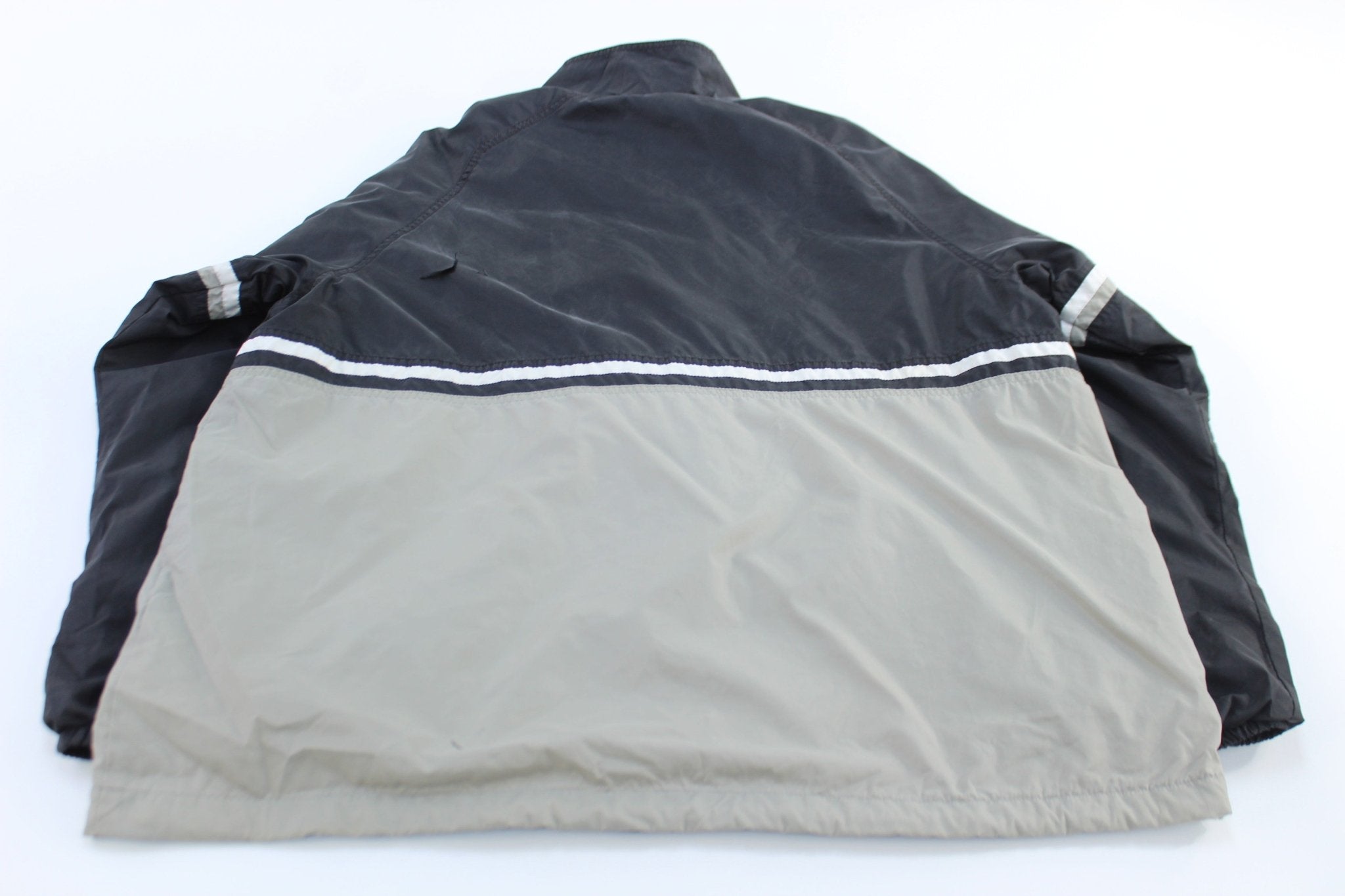 2000s Nike Embroidered Logo Grey, Black, & White Zip Up Jacket - ThriftedThreads.com
