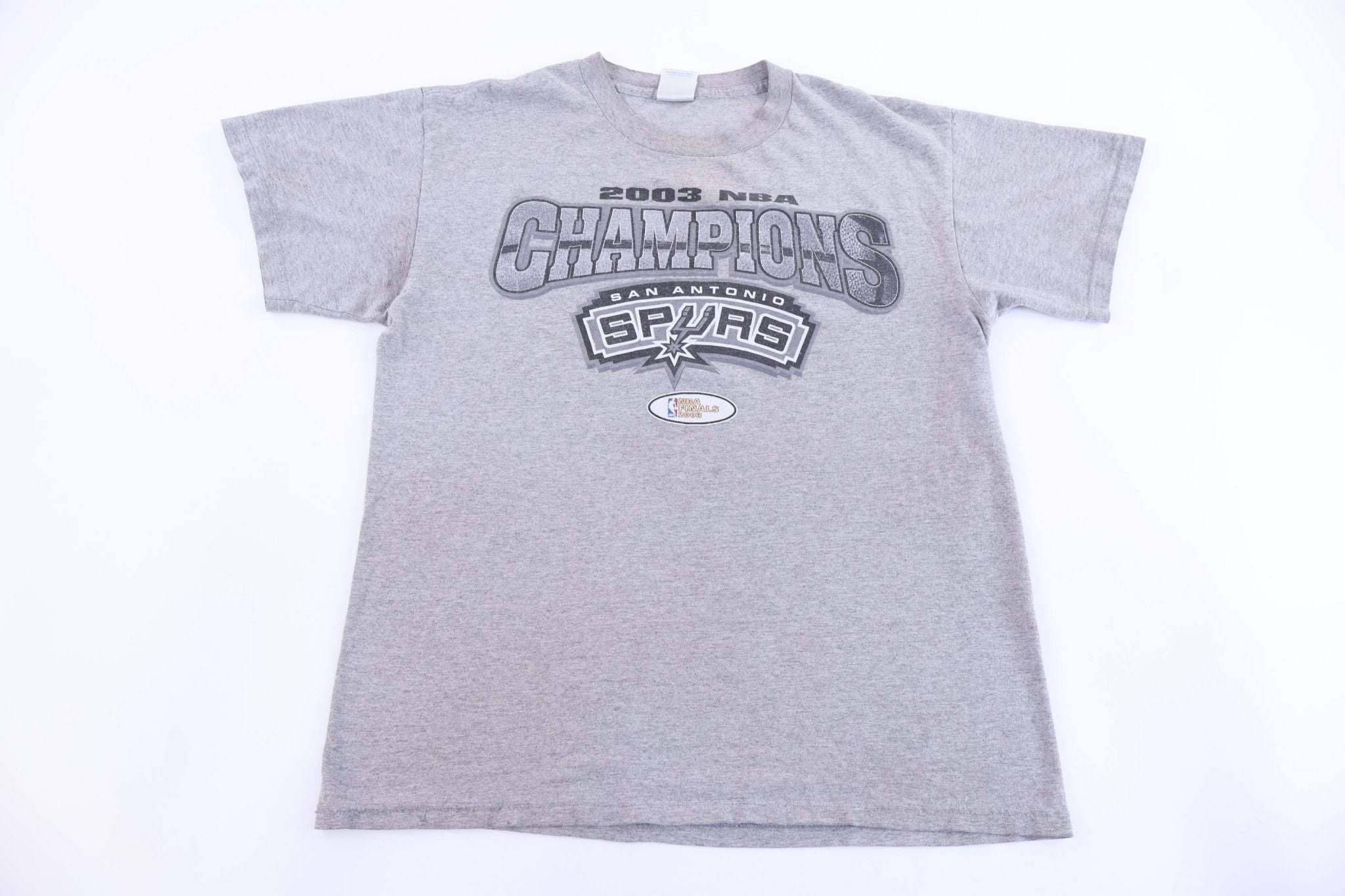 2003 San Antonio Spurs Basketball World Champions T-shirt - Shirts & Tops - Thrifted Threads