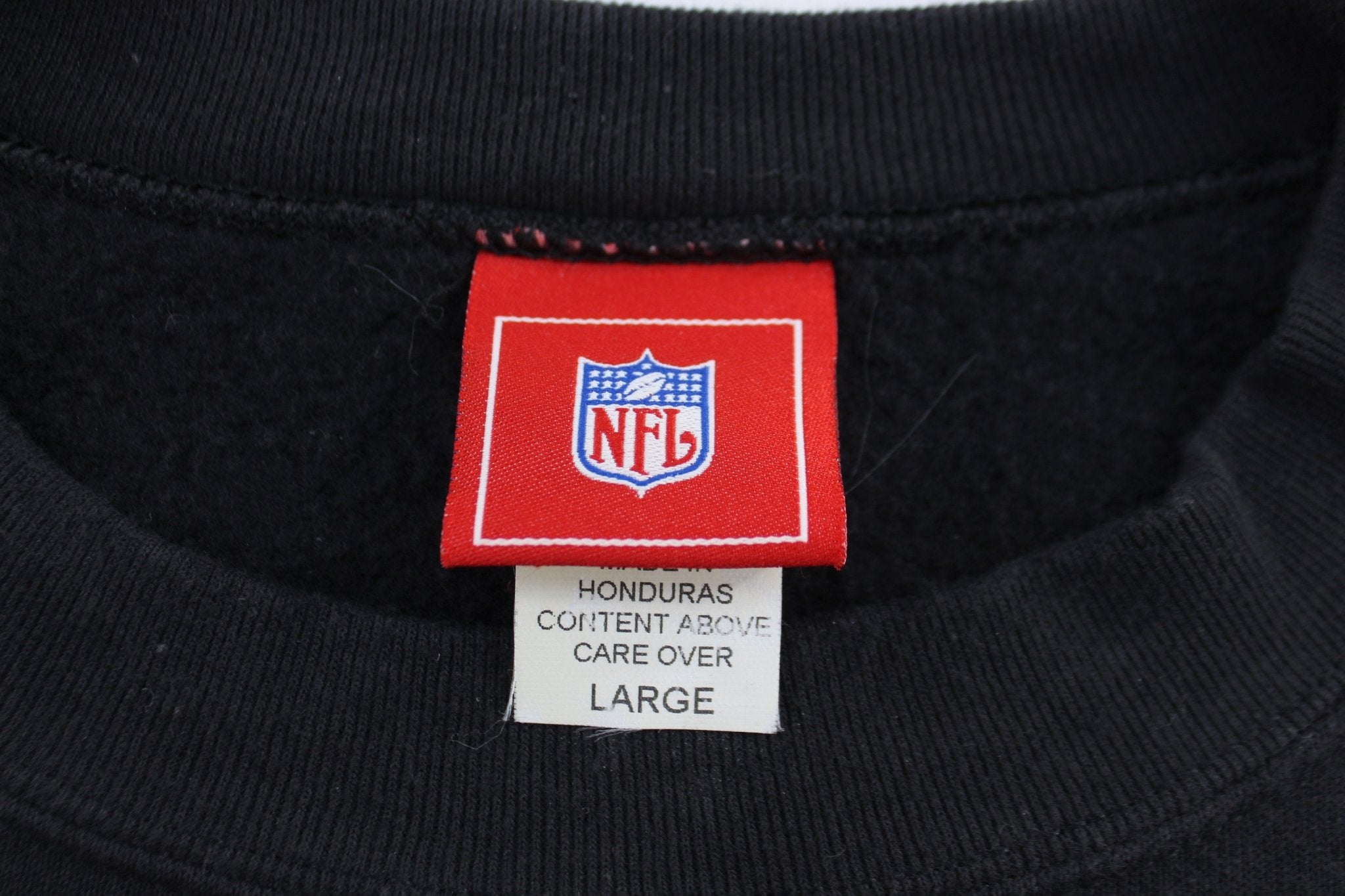 2004 New England Patriots vs Carolina Panthers SuperBowl Sweatshirt - ThriftedThreads.com