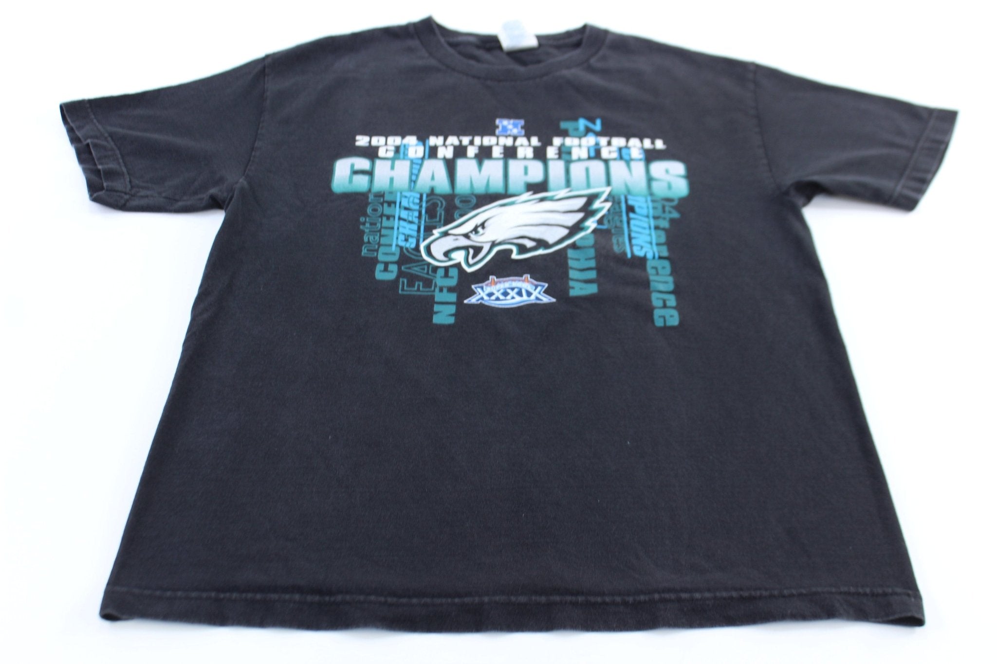 2004 Philadelphia Eagles Football NFC Champions T-Shirt - ThriftedThreads.com