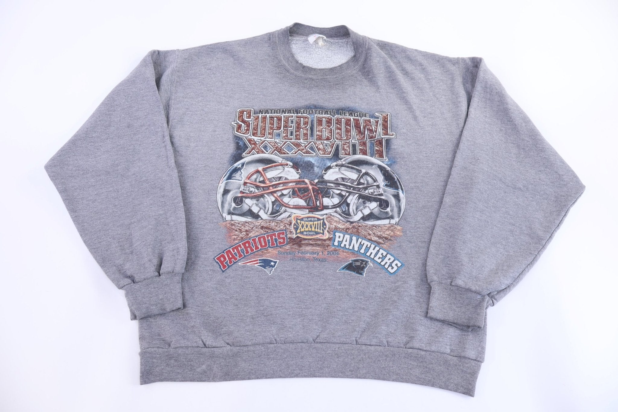 2004 Super Bowl Patriots Vs Panthers Sweatshirt - Sweatshirt - Thrifted Threads