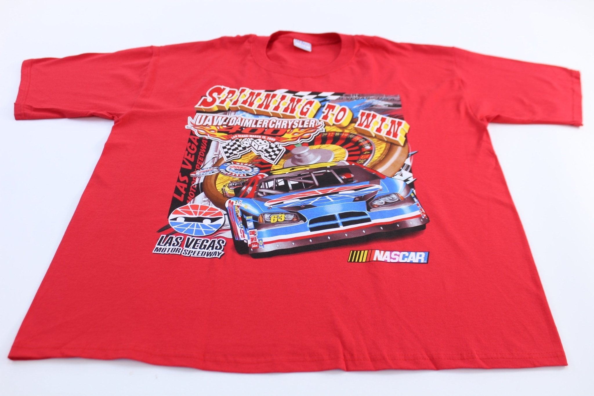 2005 Las Vegas Motor Speedway UAW-Daimler Chrysler 400 Nascar T-Shirt - T-Shirts - Thrifted Threads