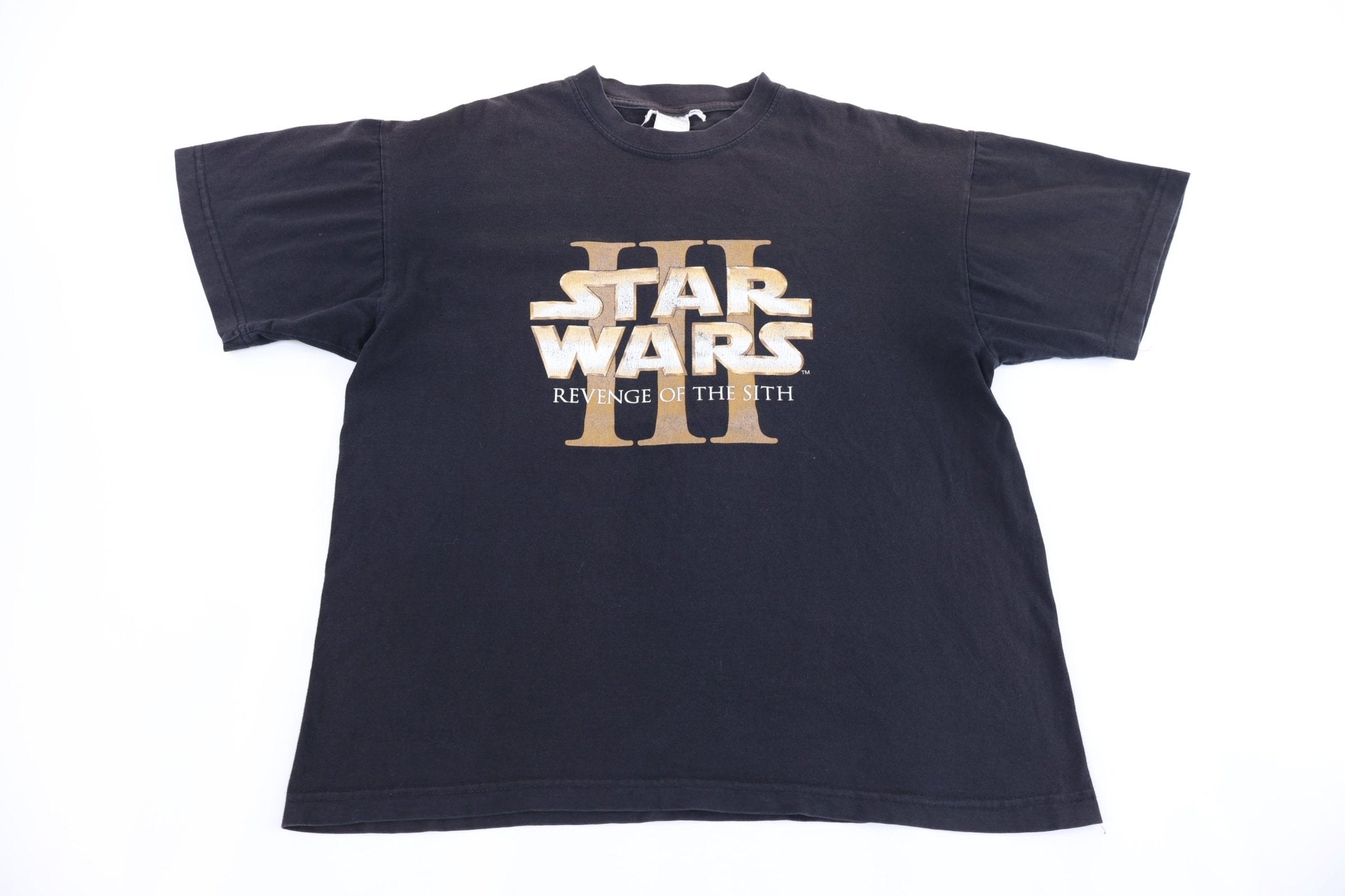 2005 Star Wars Episode III Revenge of The Sith T-shirt - Shirts & Tops - Thrifted Threads