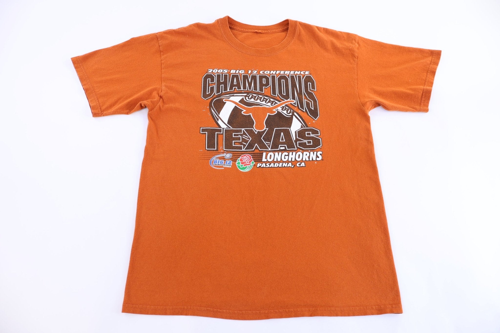 2005 University of Texas Football T-shirt - Shirts & Tops - Thrifted Threads