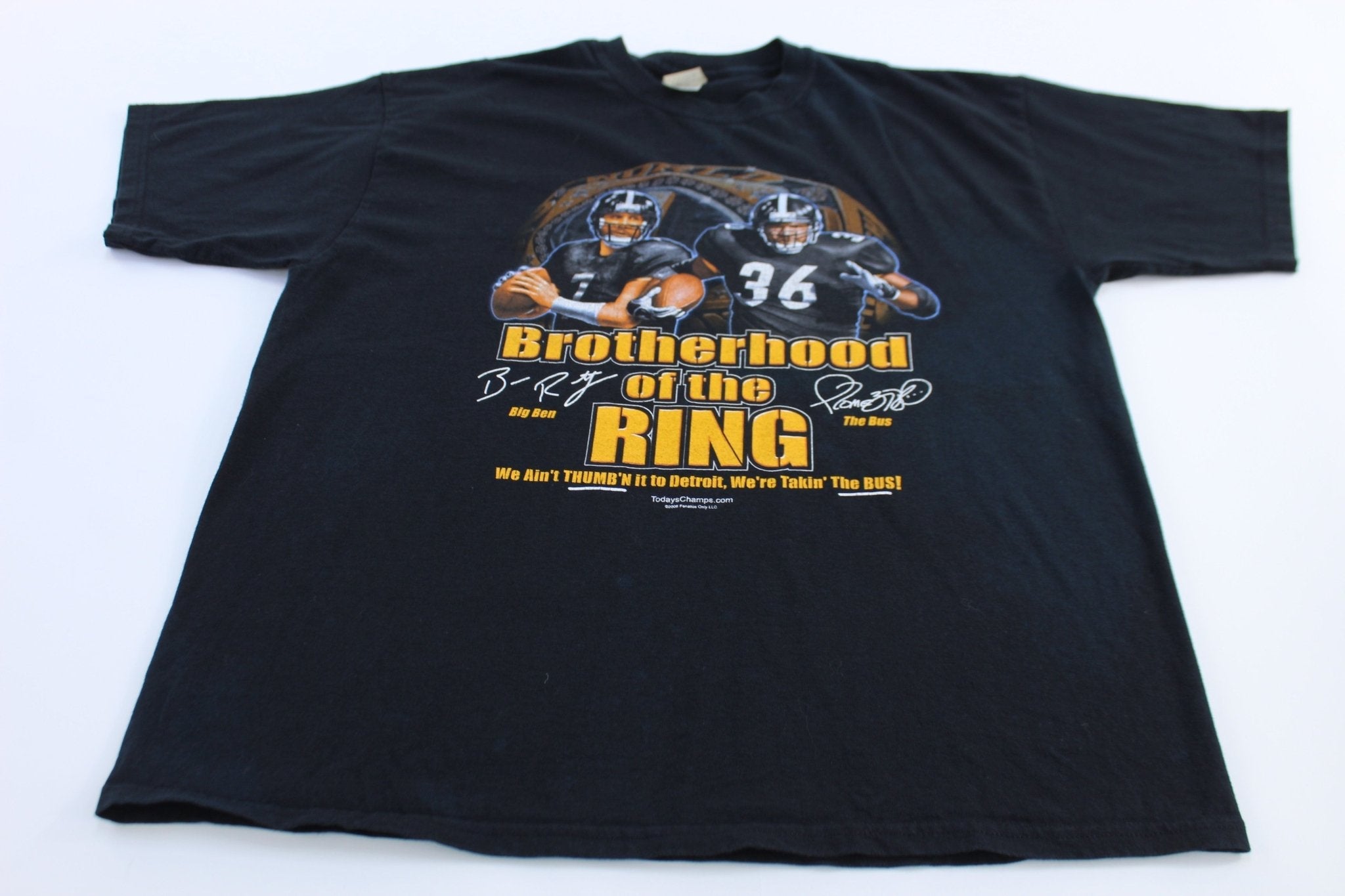 2006 Brotherhood of The Ring Big Ben & The Bus T-shirt - Shirts & Tops - Thrifted Threads