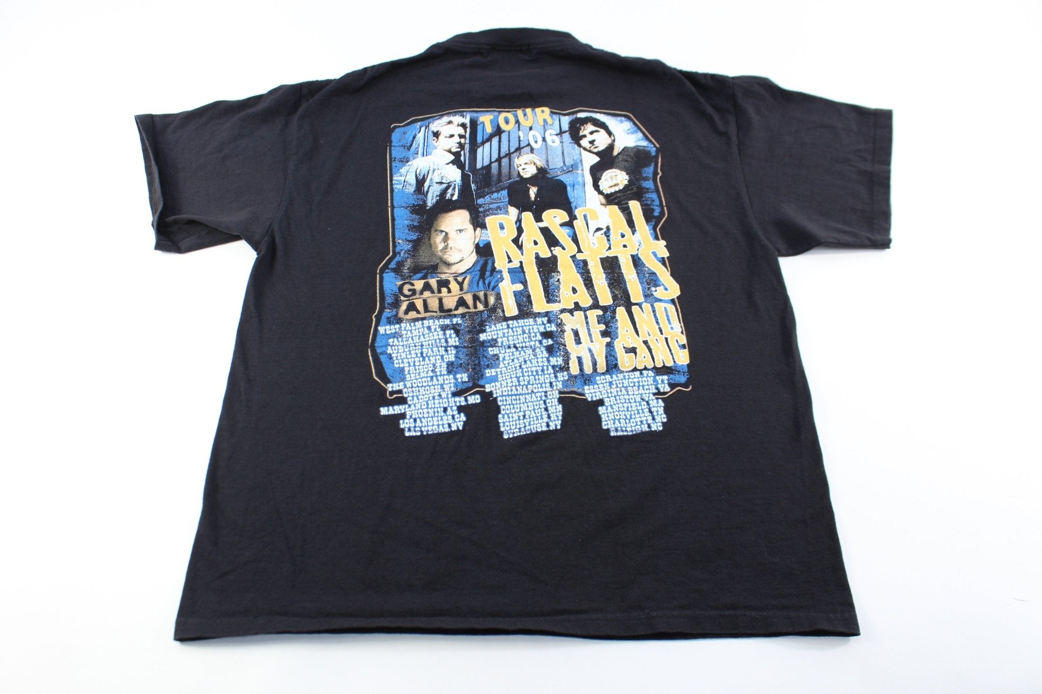 2006 Rascal Flats Me and My Gang Tour T-Shirt - ThriftedThreads.com