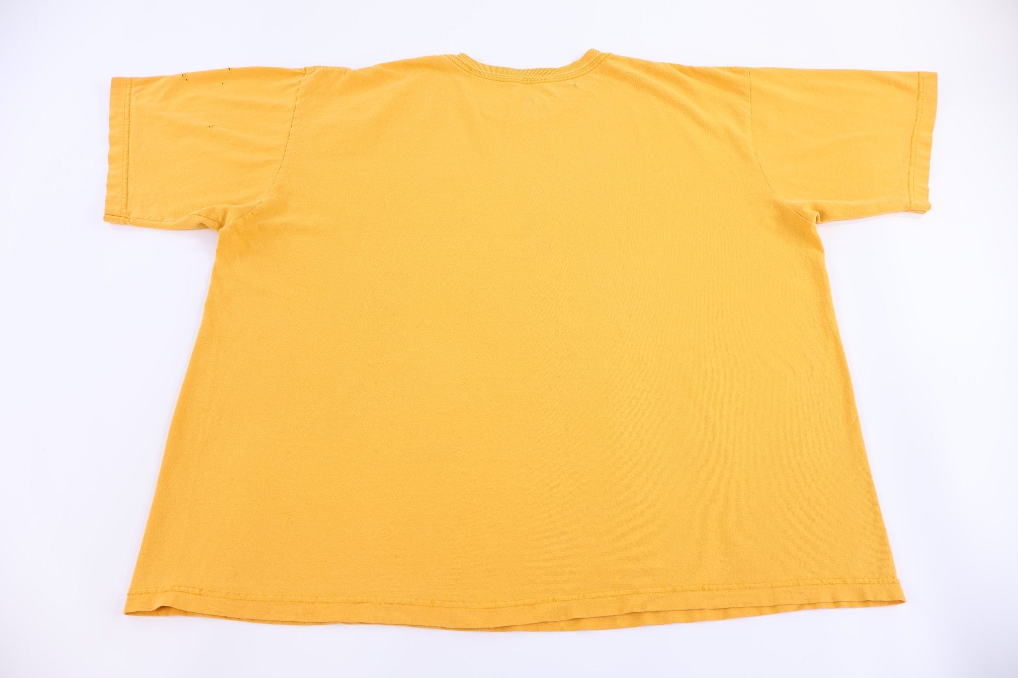2008 Los Angeles Lakers Kobe Bryant MVP T-shirt - Shirts & Tops - Thrifted Threads