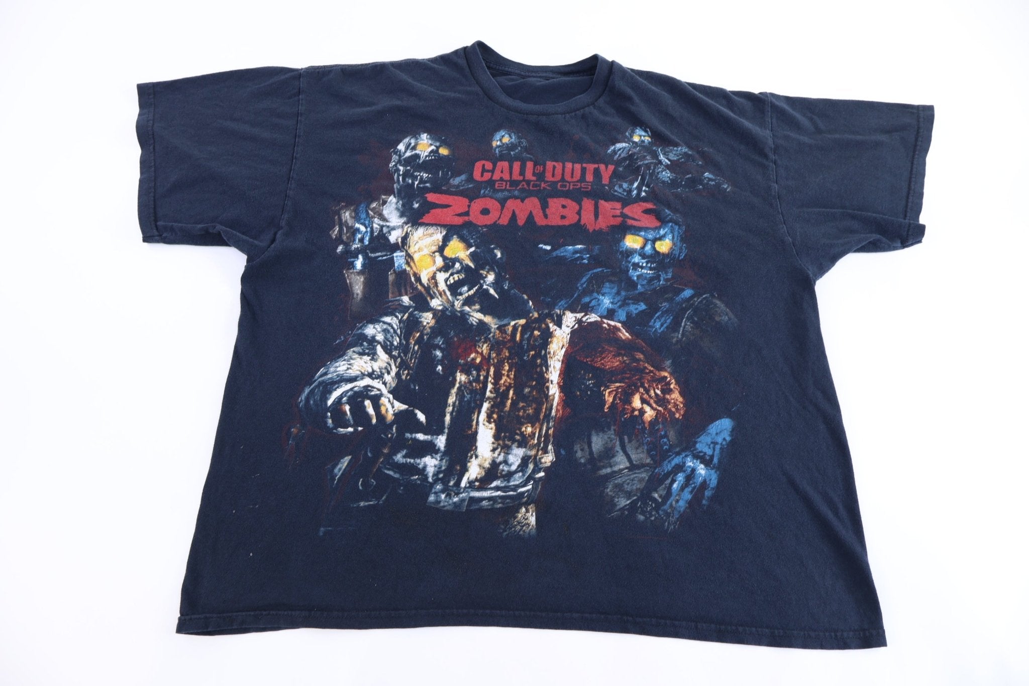 2011 Call of Duty Black Ops Zombies Graphic T-shirt - Shirts & Tops - Thrifted Threads