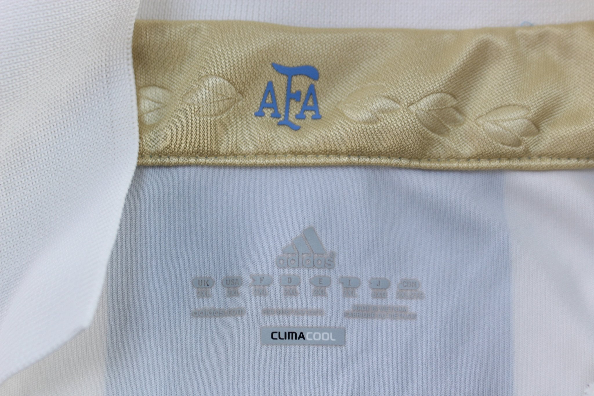 2011/12 Argentina National Team Soccer Jersey - Jerseys/Tanks - Thrifted Threads