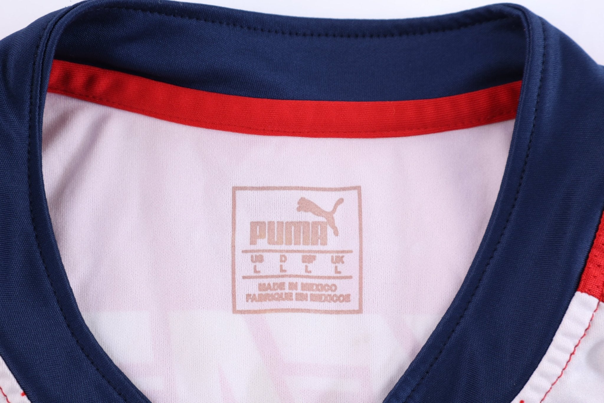 2016/17 Chivas De Guadalajara Soccer Jersey - Jerseys/Tanks - Thrifted Threads