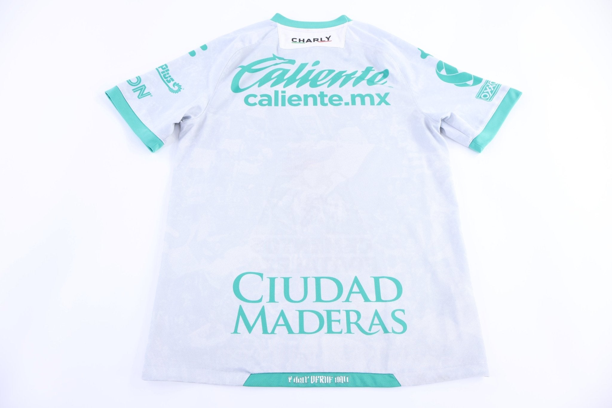 2021/22 Charly Club Leon Soccer Jersey - Jerseys/Tanks - Thrifted Threads