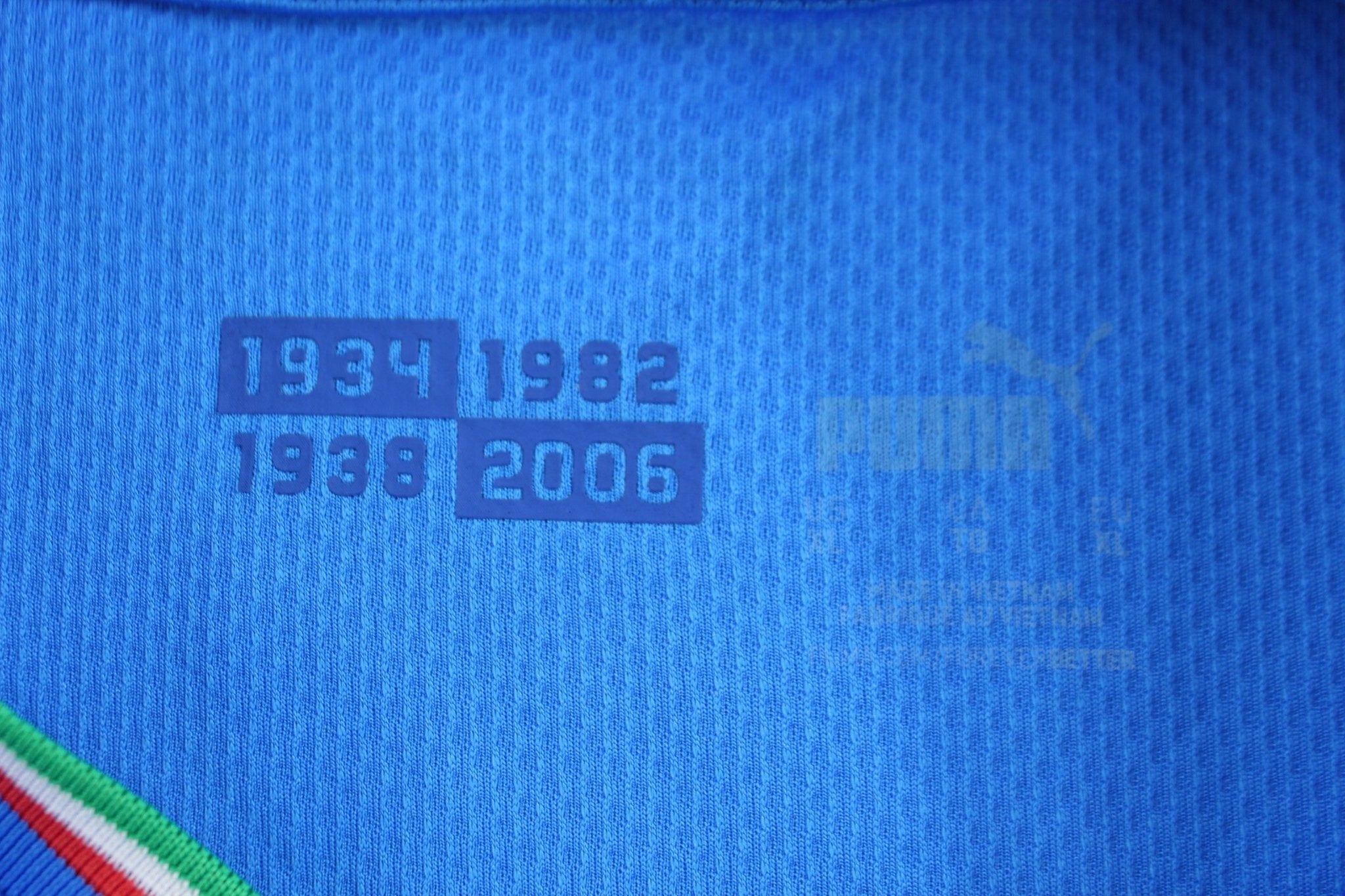 2022/23 Italy National Team Soccer Jersey - Jerseys/Tankss - Thrifted Threads