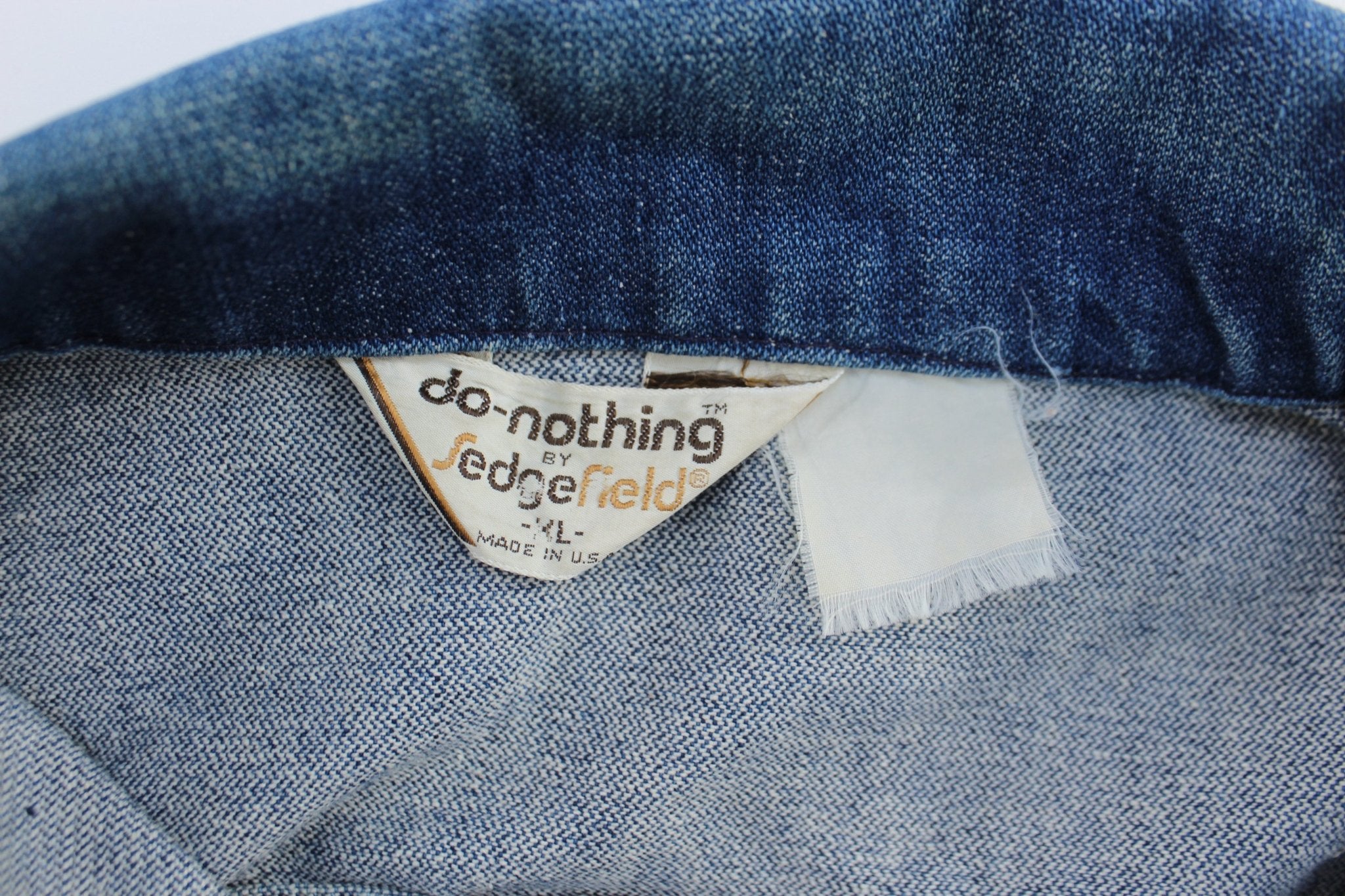 70's Sedgefield Do Nothing Denim Pearl Snap LS Button Up - ThriftedThreads.com