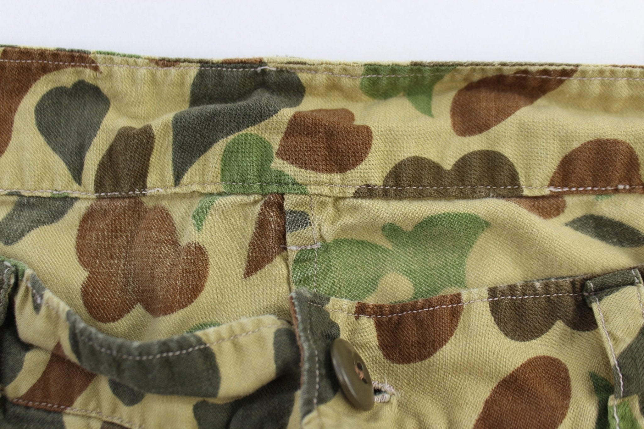 80's Camo Lightweight Hunting Pants - Pants - Thrifted Threads