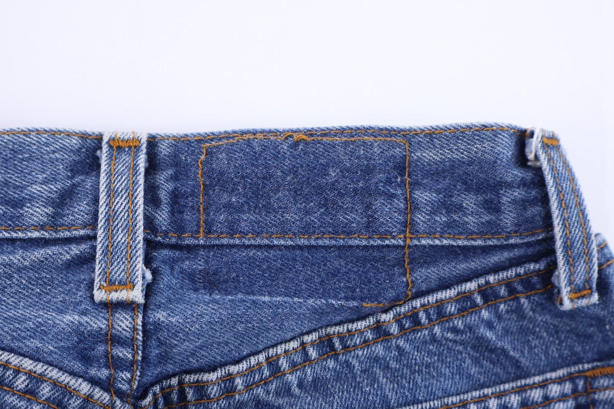 80's Levi's Medium Wash Denim Jeans - Pants - Thrifted Threads