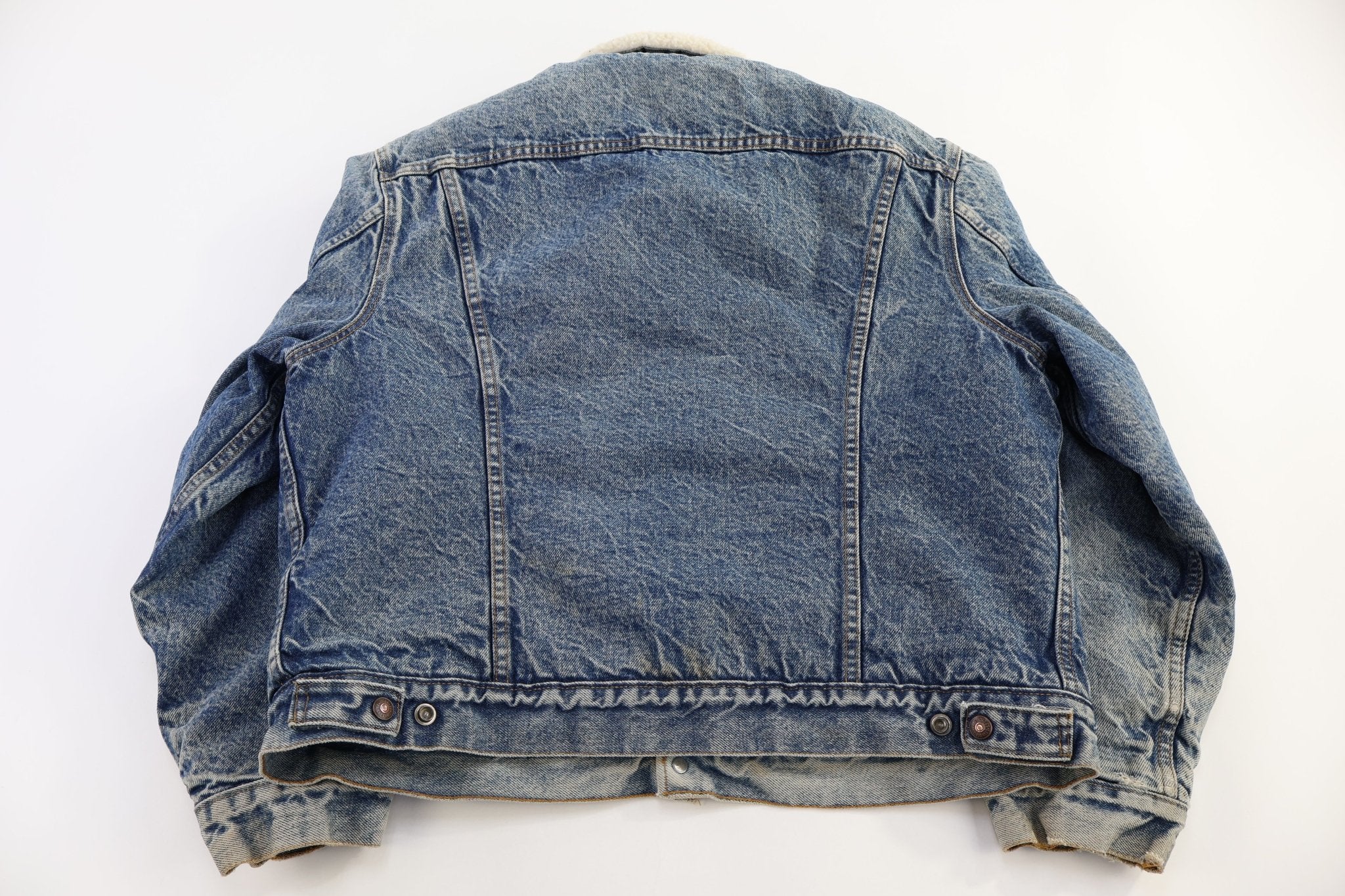 80's Levi's Medium Wash Sherpa Lined Jacket - Jacket - Thrifted Threads