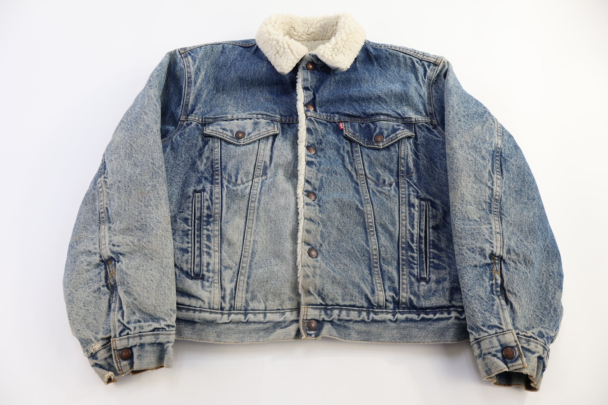 80's Levi's Medium Wash Sherpa Lined Jacket - Jacket - Thrifted Threads