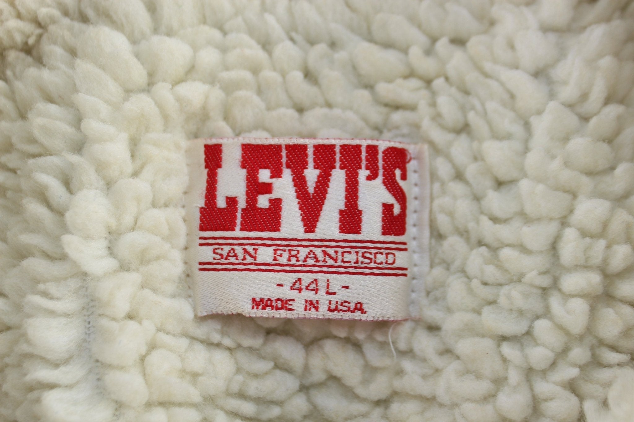 80's Levi's Medium Wash Sherpa Lined Trucker Jacket - Jacket - Thrifted Threads
