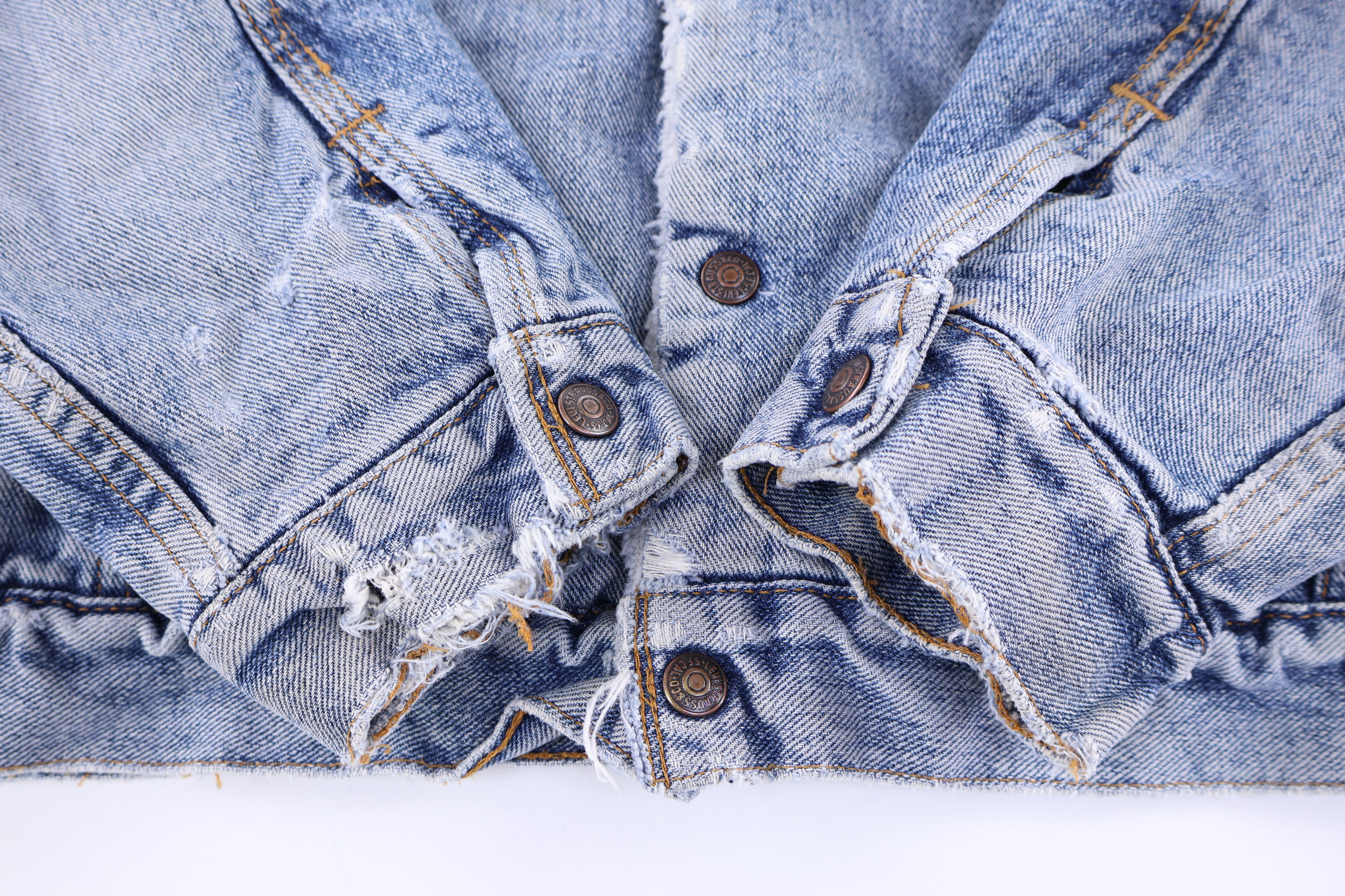 80's Levi's Sherpa Lined Denim Trucker Jacket - Jacket - Thrifted Threads