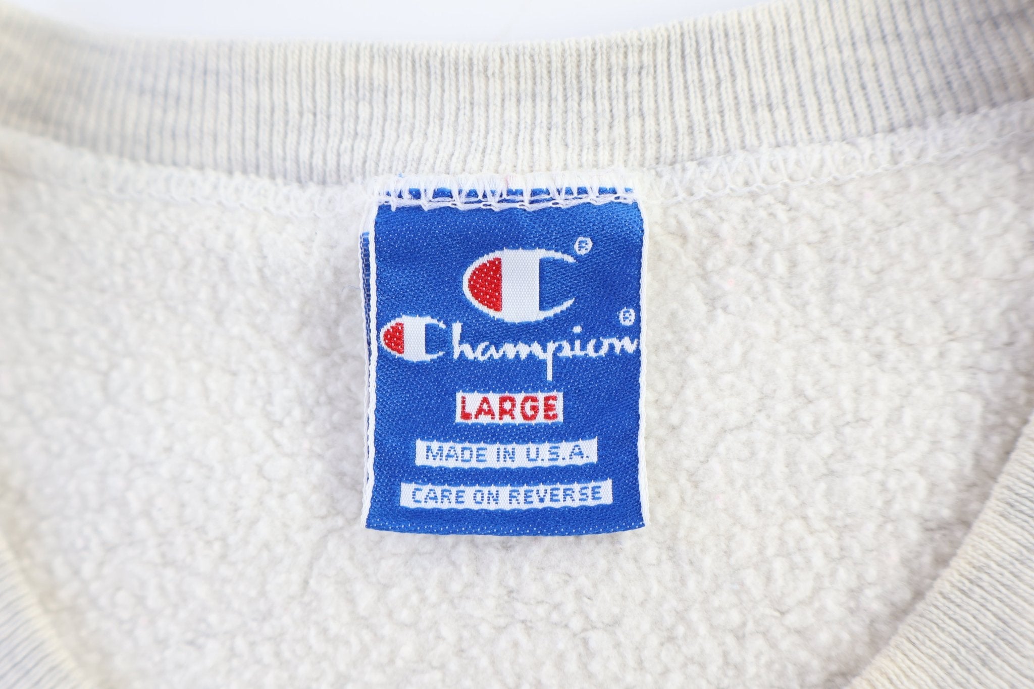 90's Champion Embroidered Logo Cream Sweatshirt - Sweatshirt - Thrifted Threads
