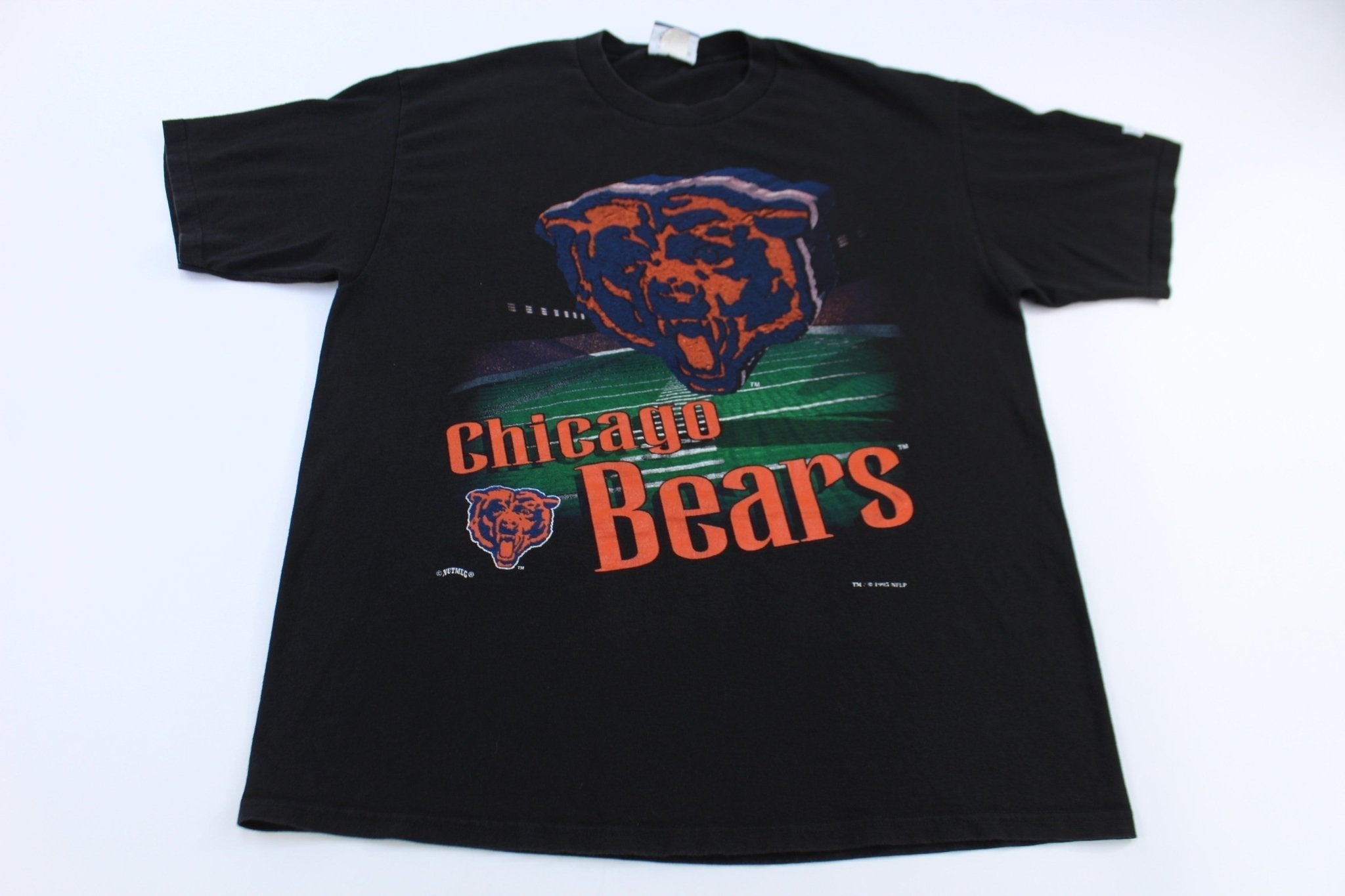 90's Chicago Bears Football T-shirt - Shirts & Tops - Thrifted Threads