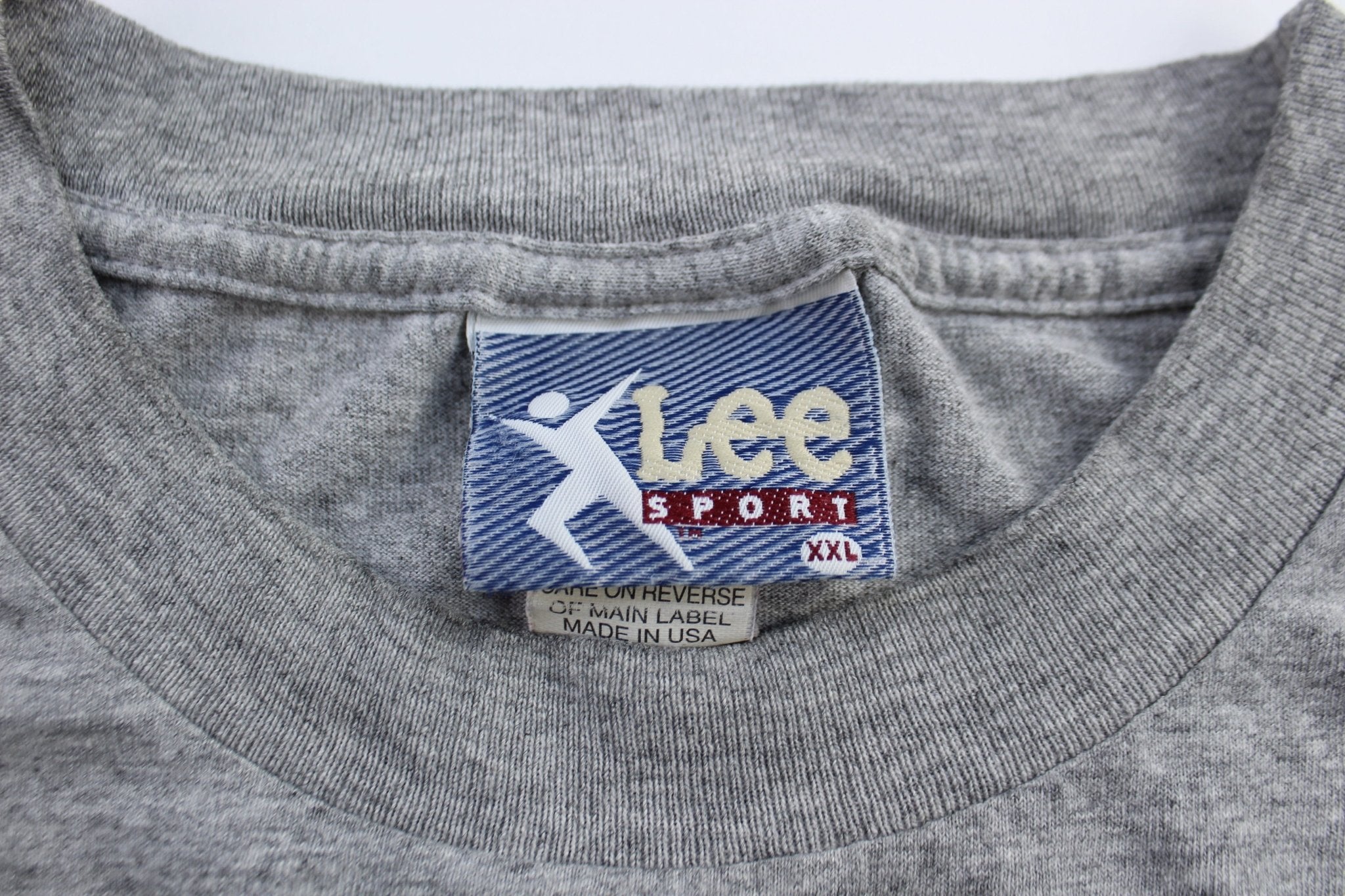 90's Chicago Bulls Embroidered Lee Sport T-Shirt - ThriftedThreads.com