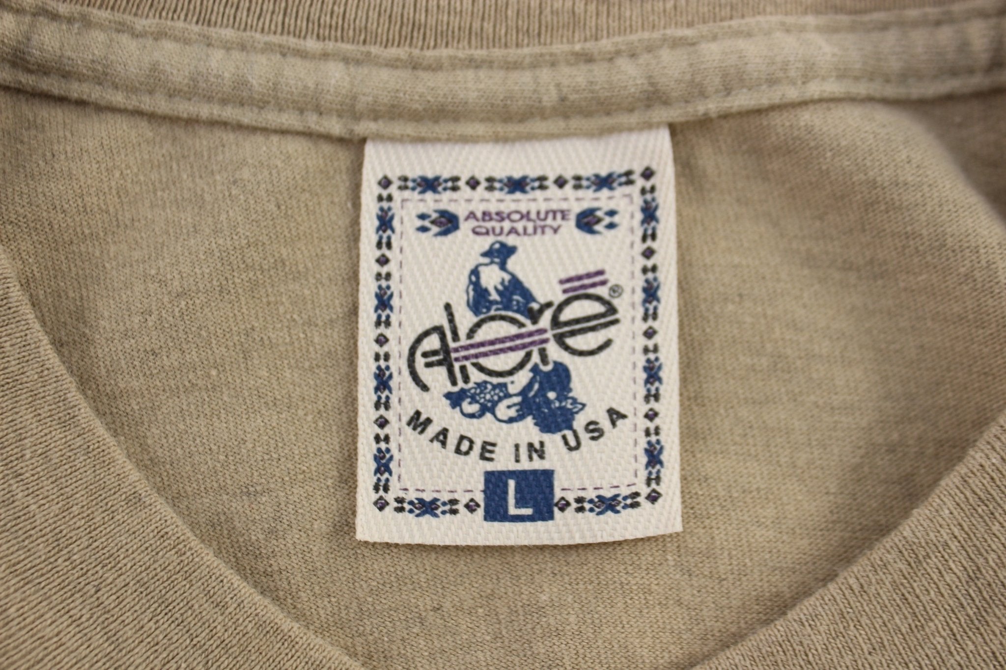 90's Clay Walker "She's Always Right" T-shirt - ThriftedThreads.com