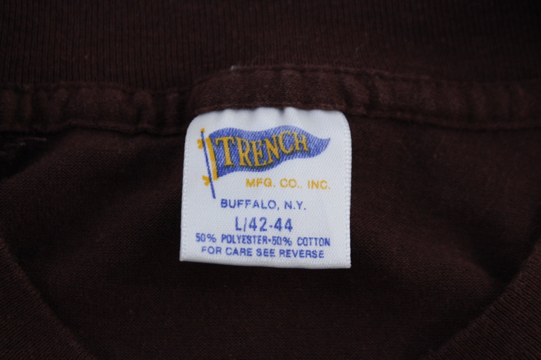 90's Cleveland Browns Football Graphic T-Shirt - T-Shirts - Thrifted Threads