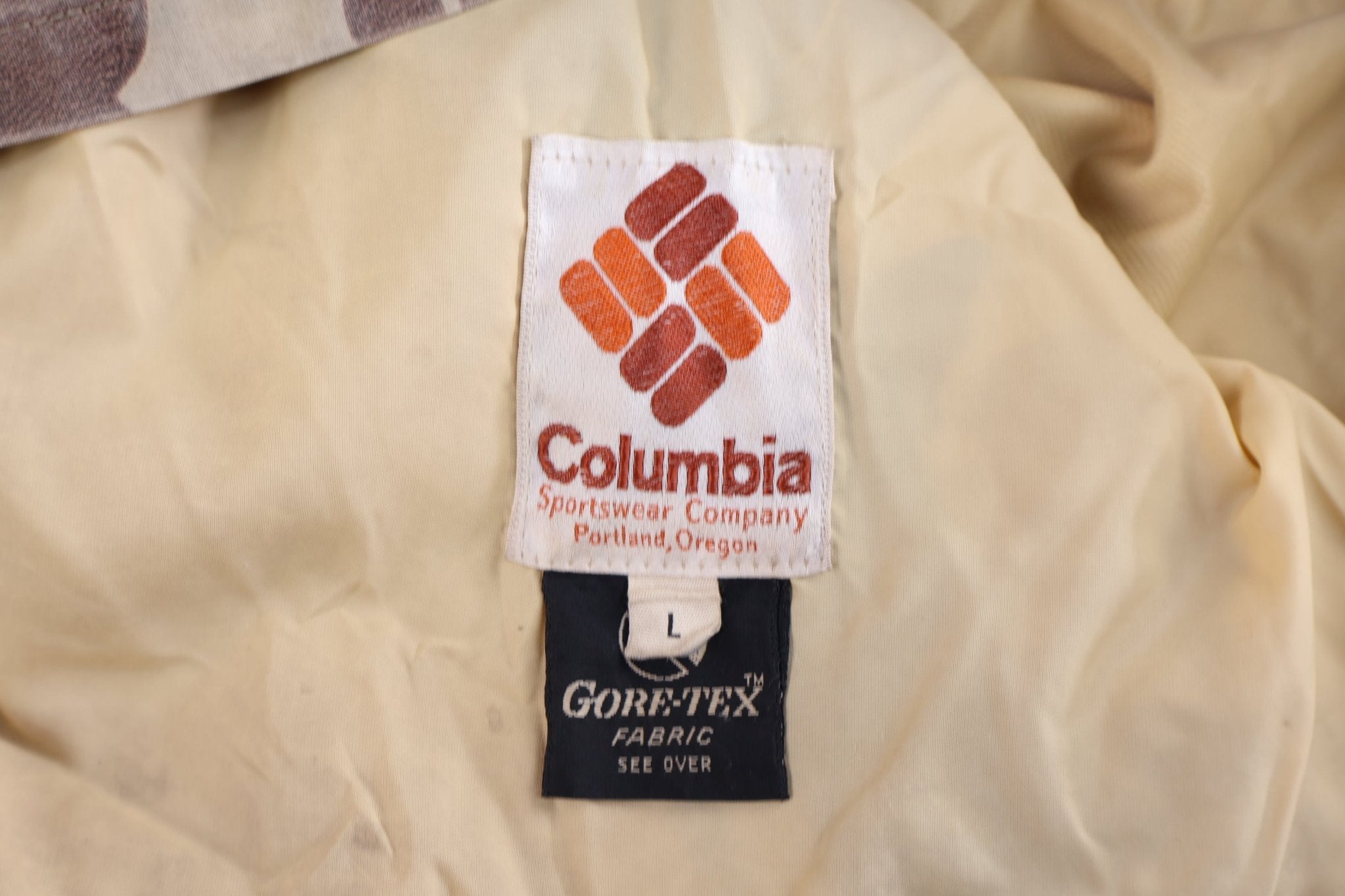 90's Columbia Gore-Tex Camouflage Windbreaker - Jacket - Thrifted Threads