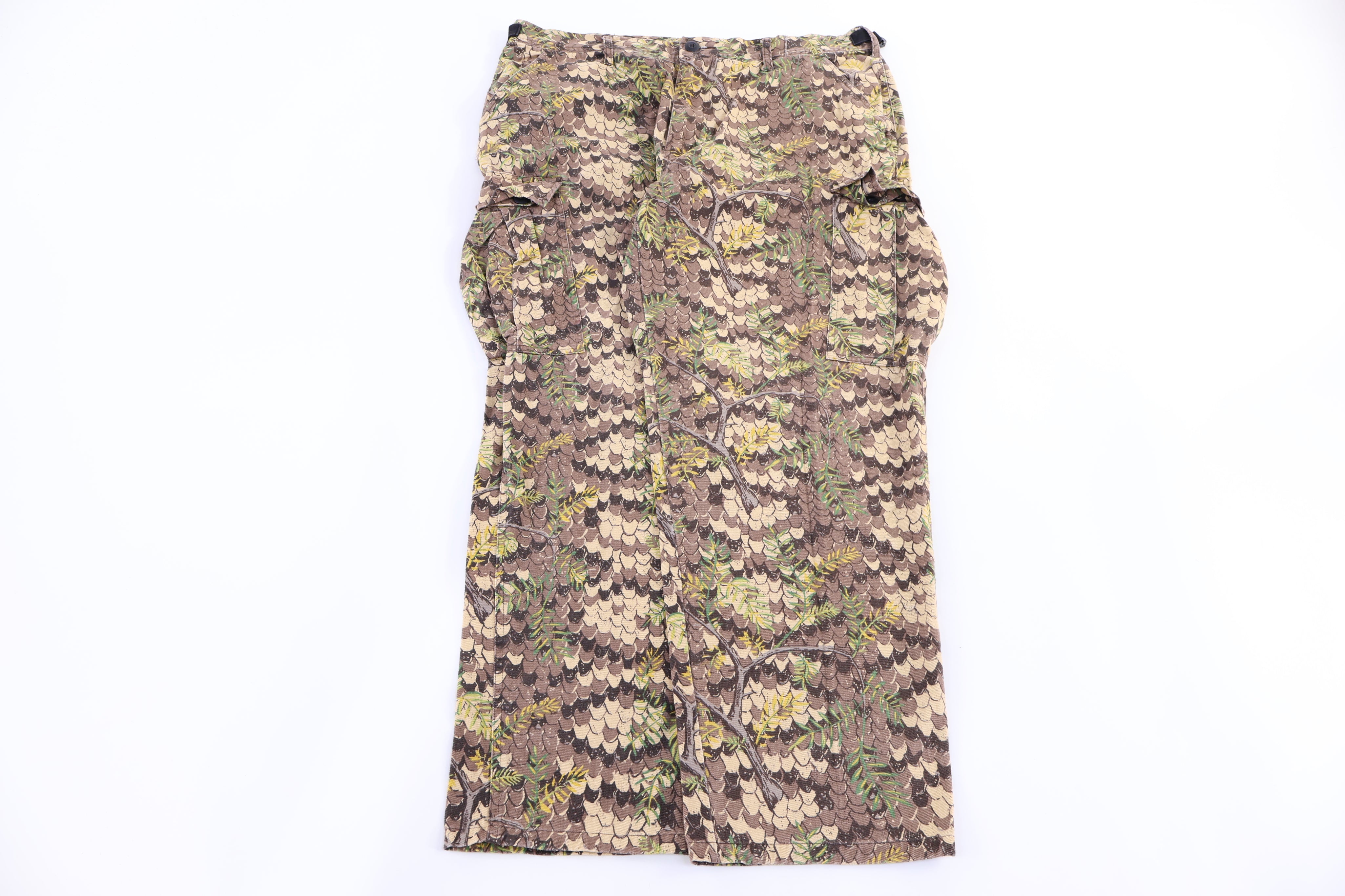 90's Diamondbacks Camo Cargo Pants - Pants/Shorts - Thrifted Threads