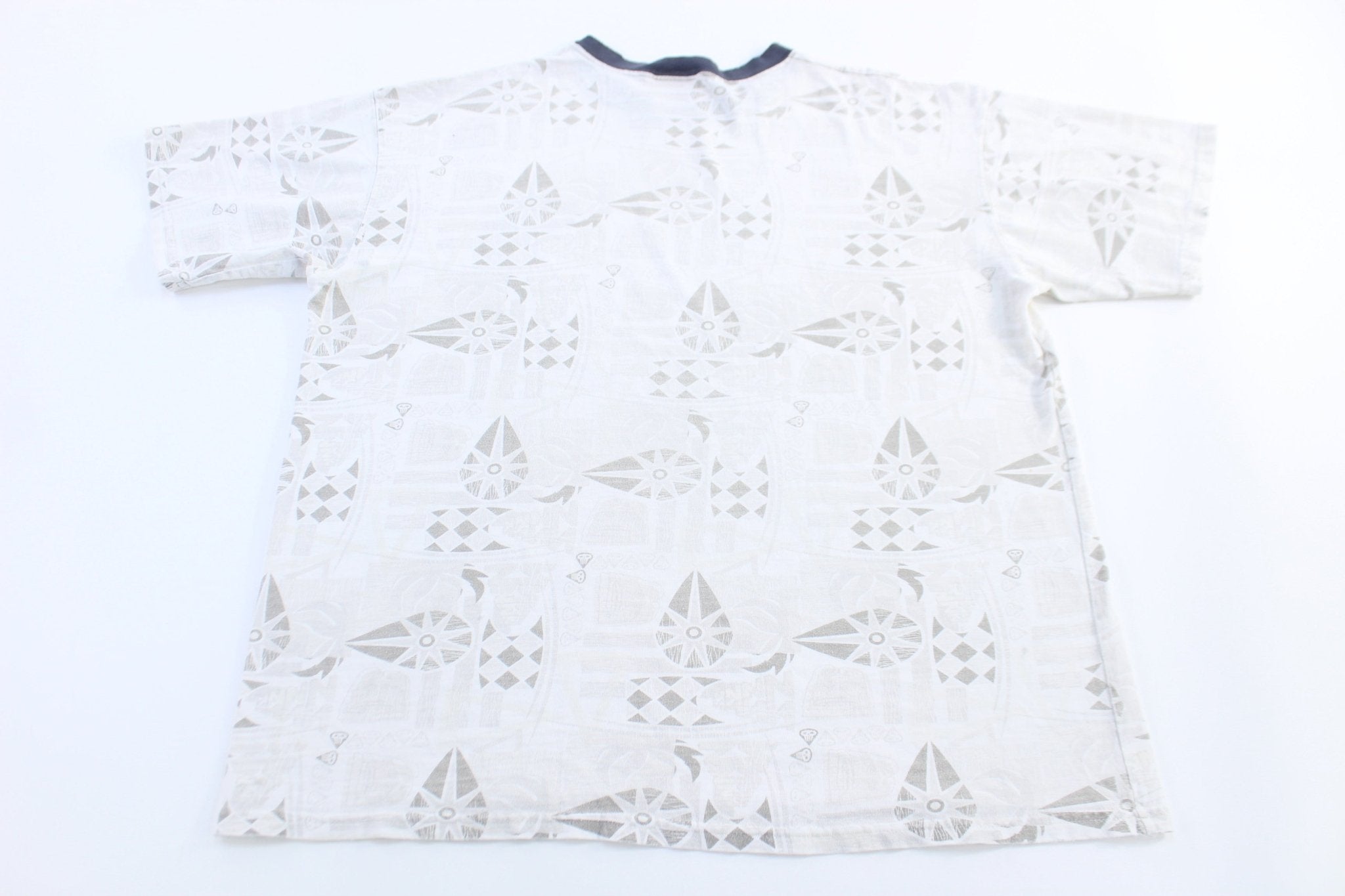 90's Disney Magic Kingdom Adventureland T-shirt - ThriftedThreads.com