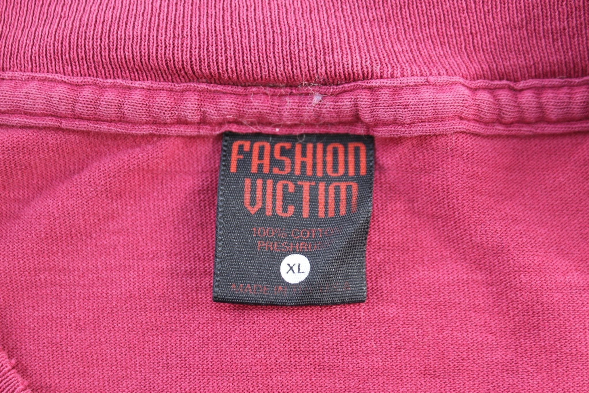 90's Fashion Victim Courtney Davis Dragon Graphic T-shirt - Shirts & Tops - Thrifted Threads