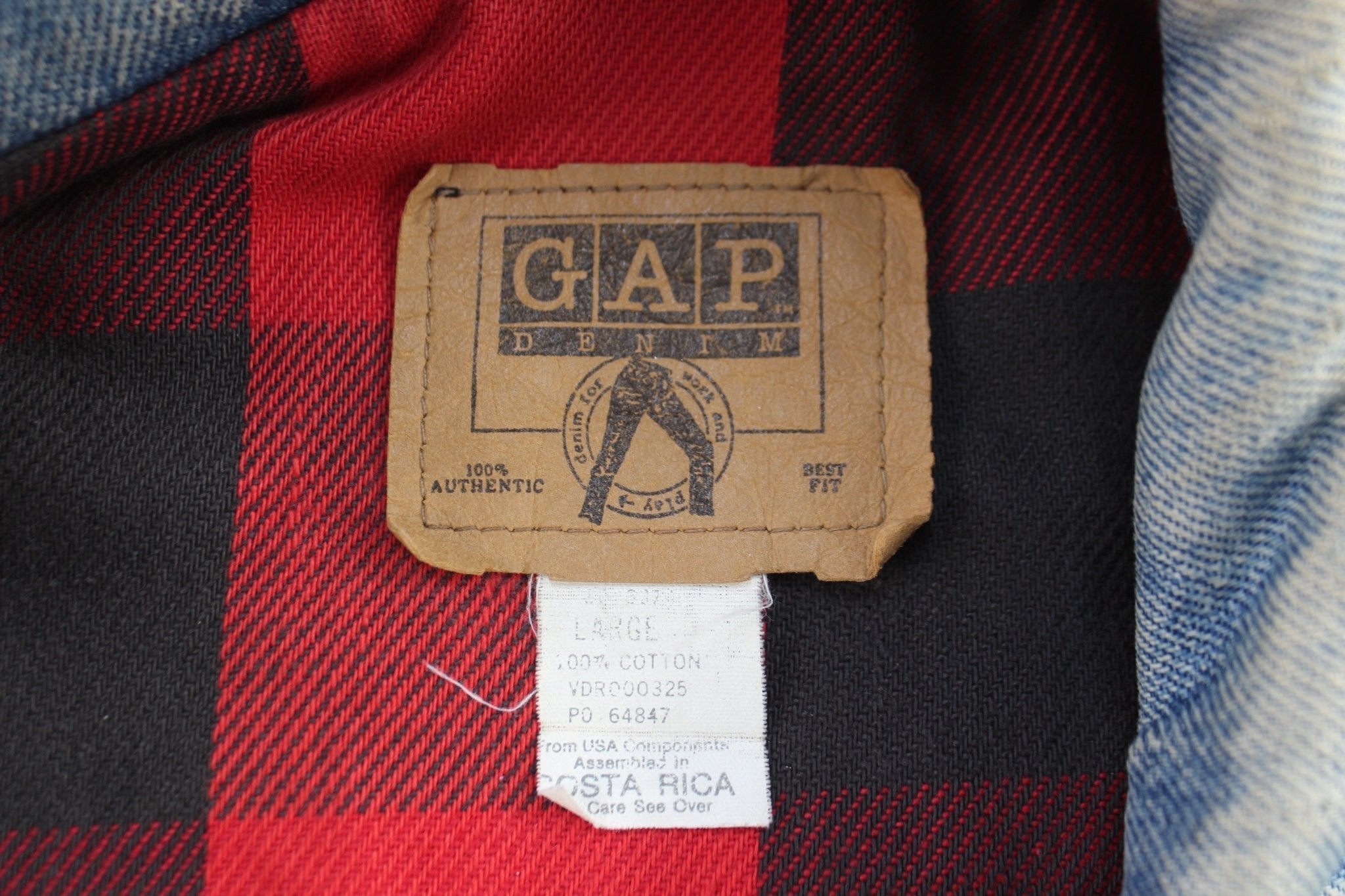 90's Gap Dark Wash Denim Jacket - Jacket - Thrifted Threads