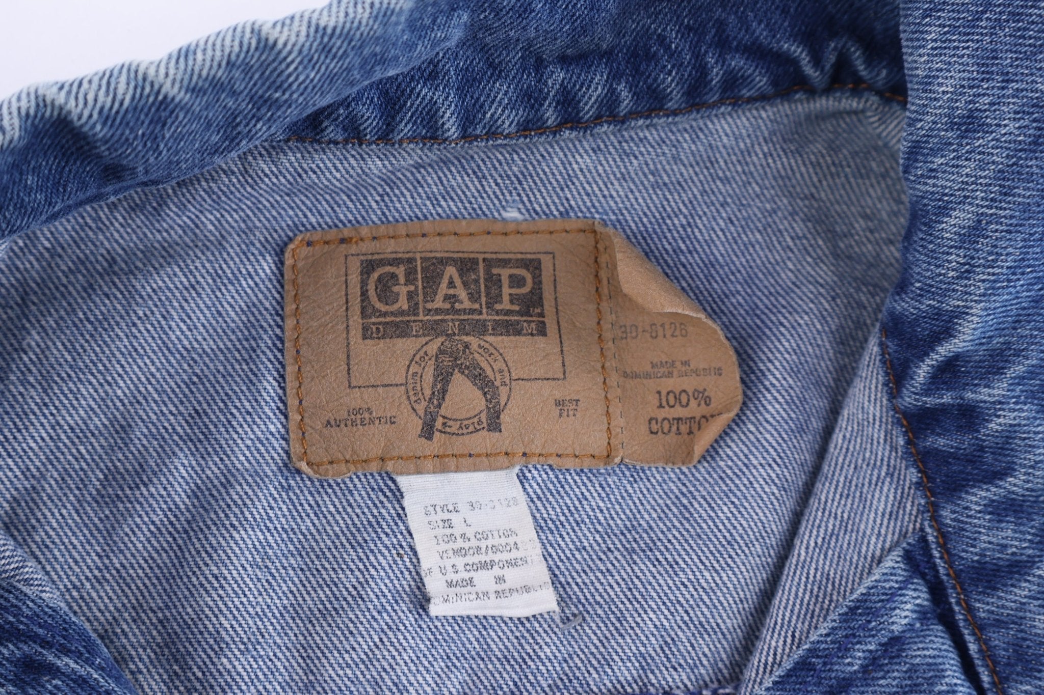 90's GAP Medium Wash Denim Jacket - Jacket - Thrifted Threads